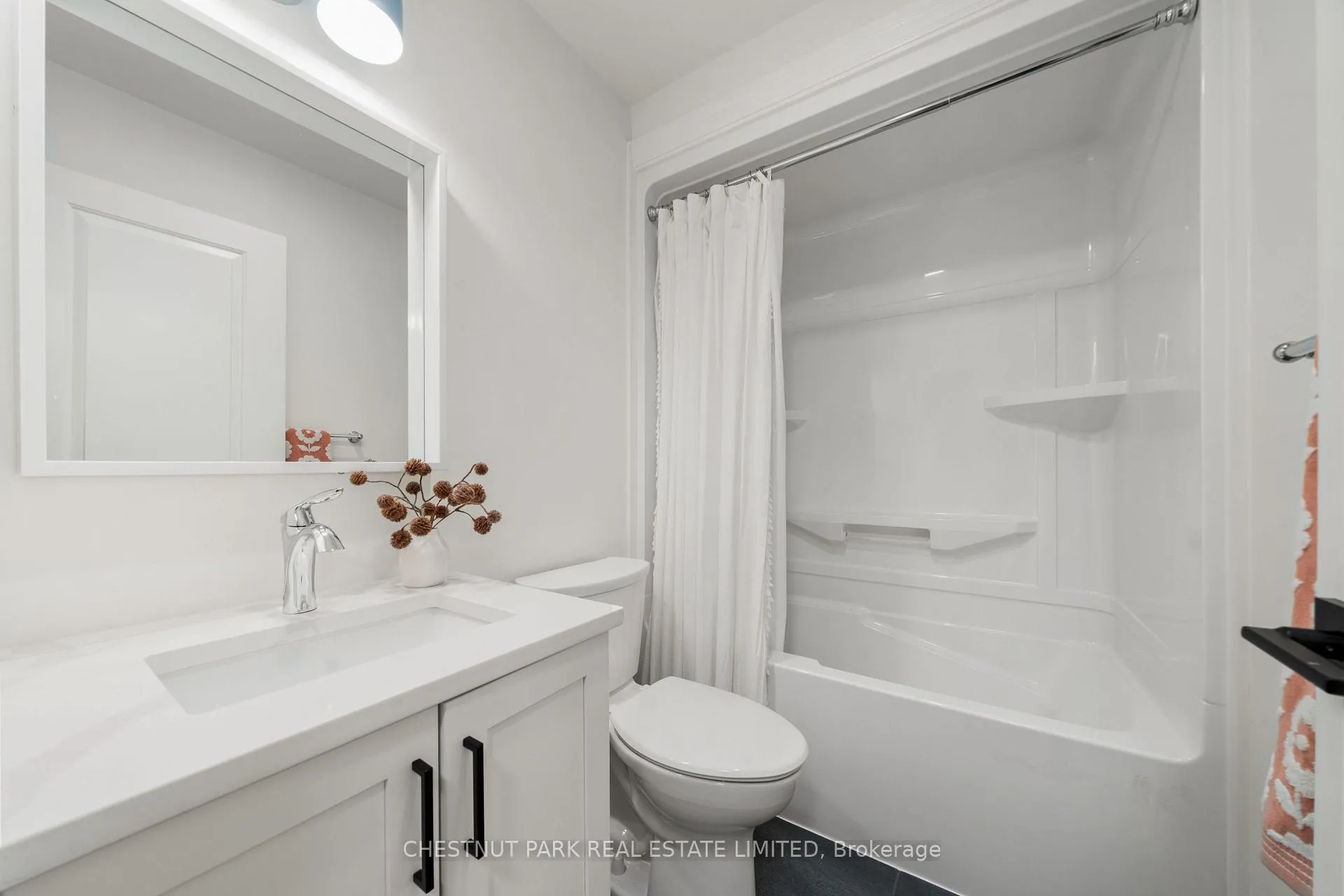 Photo 31 of 37 Allen Street, Prince Edward County, Picton Ward — HOMEH