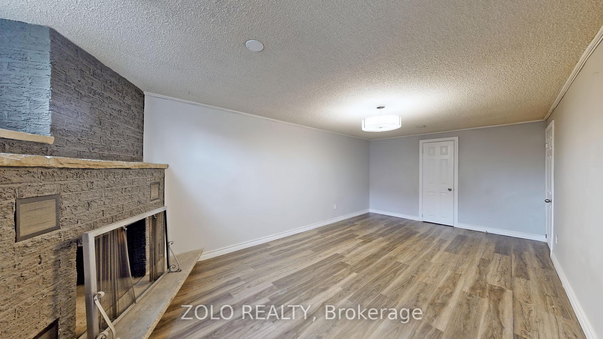 Photo 7 of 860 B Sanok Drive, Pickering, West Shore — HOMEH