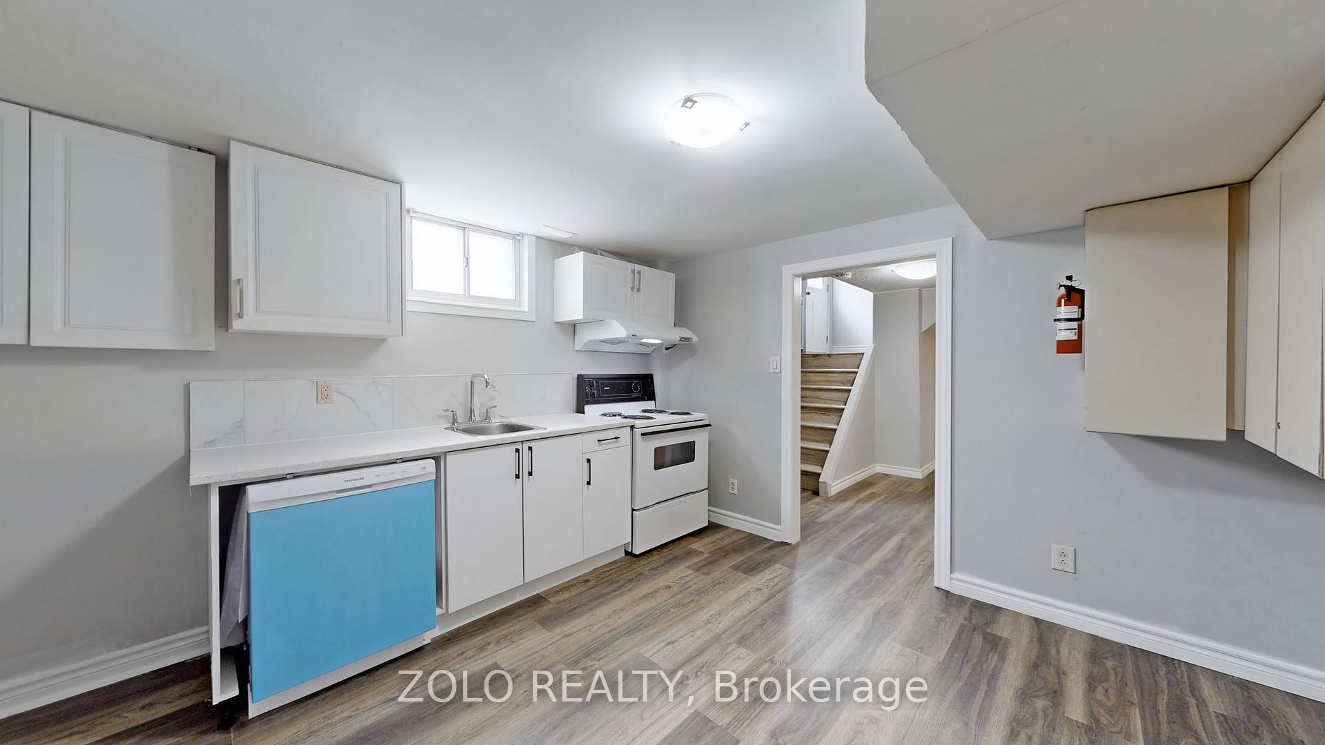 Photo 8 of 860 B Sanok Drive, Pickering, West Shore — HOMEH