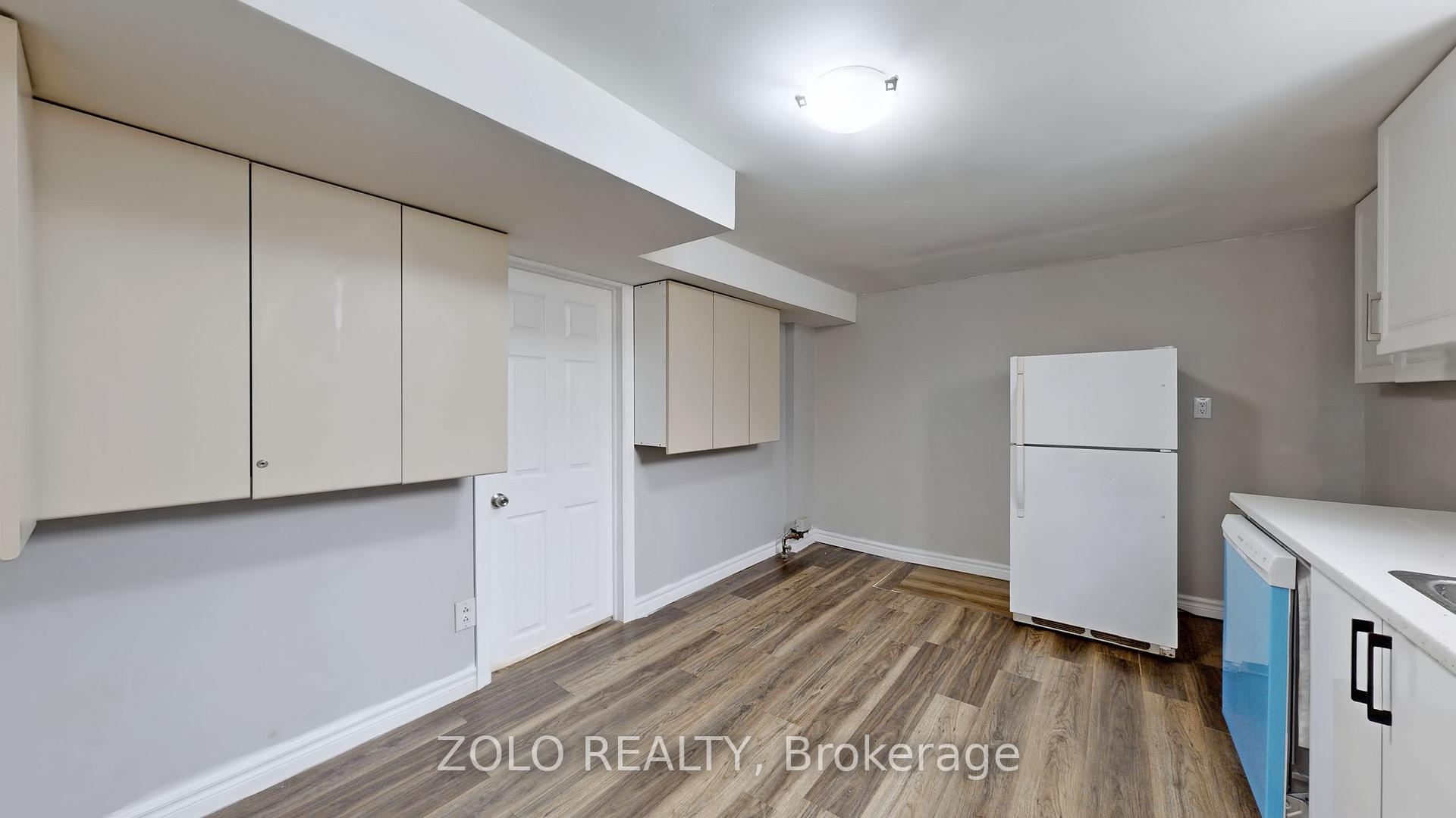 Photo 10 of 860 B Sanok Drive, Pickering, West Shore — HOMEH