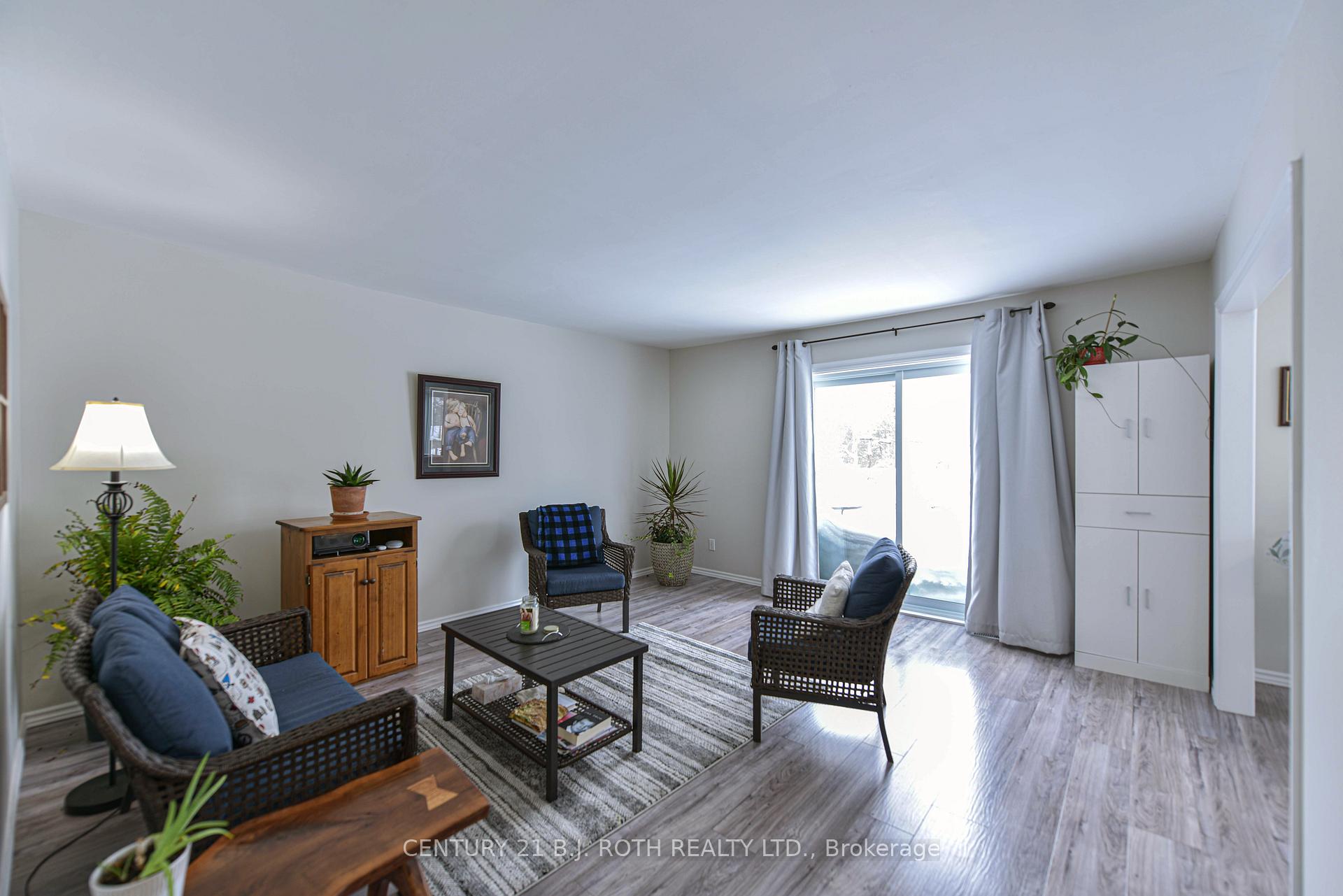 Photo 9 of 7187 Beach Drive, Ramara, Rural Ramara — HOMEH