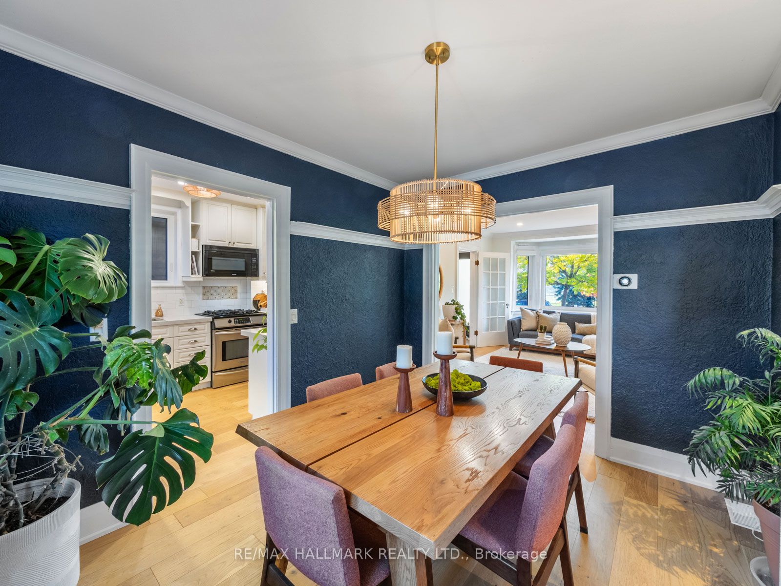 Photo 92 of 54 Avonlea Boulevard, Toronto, Crescent Town — HOMEH