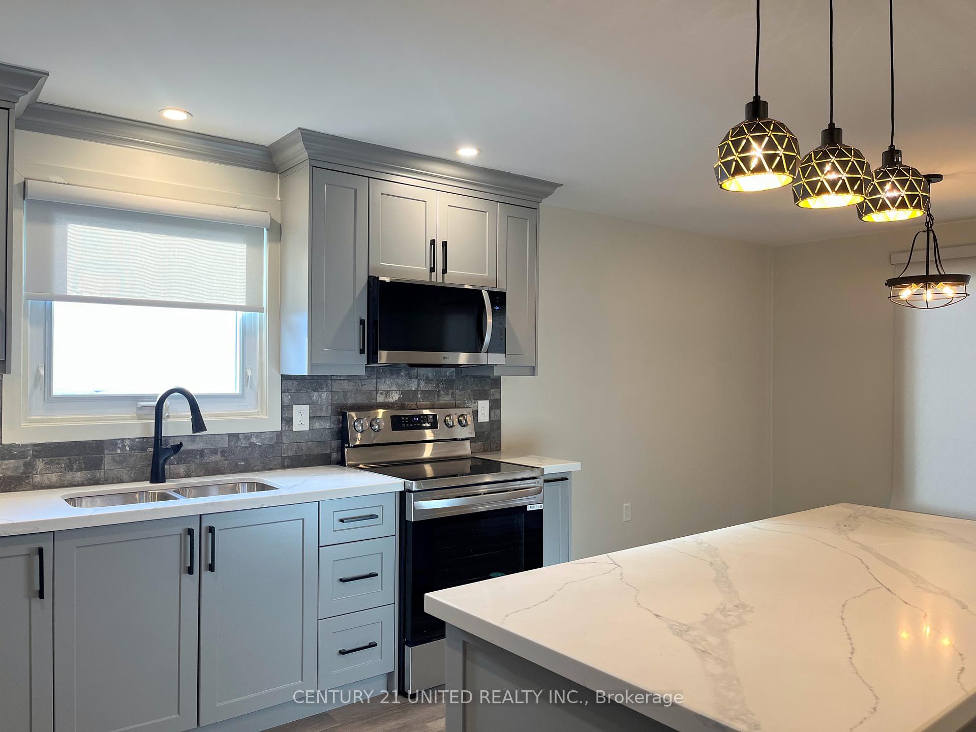 Photo 3 of 2044 Foxfarm Road, Peterborough, Monaghan Ward 2 — HOMEH