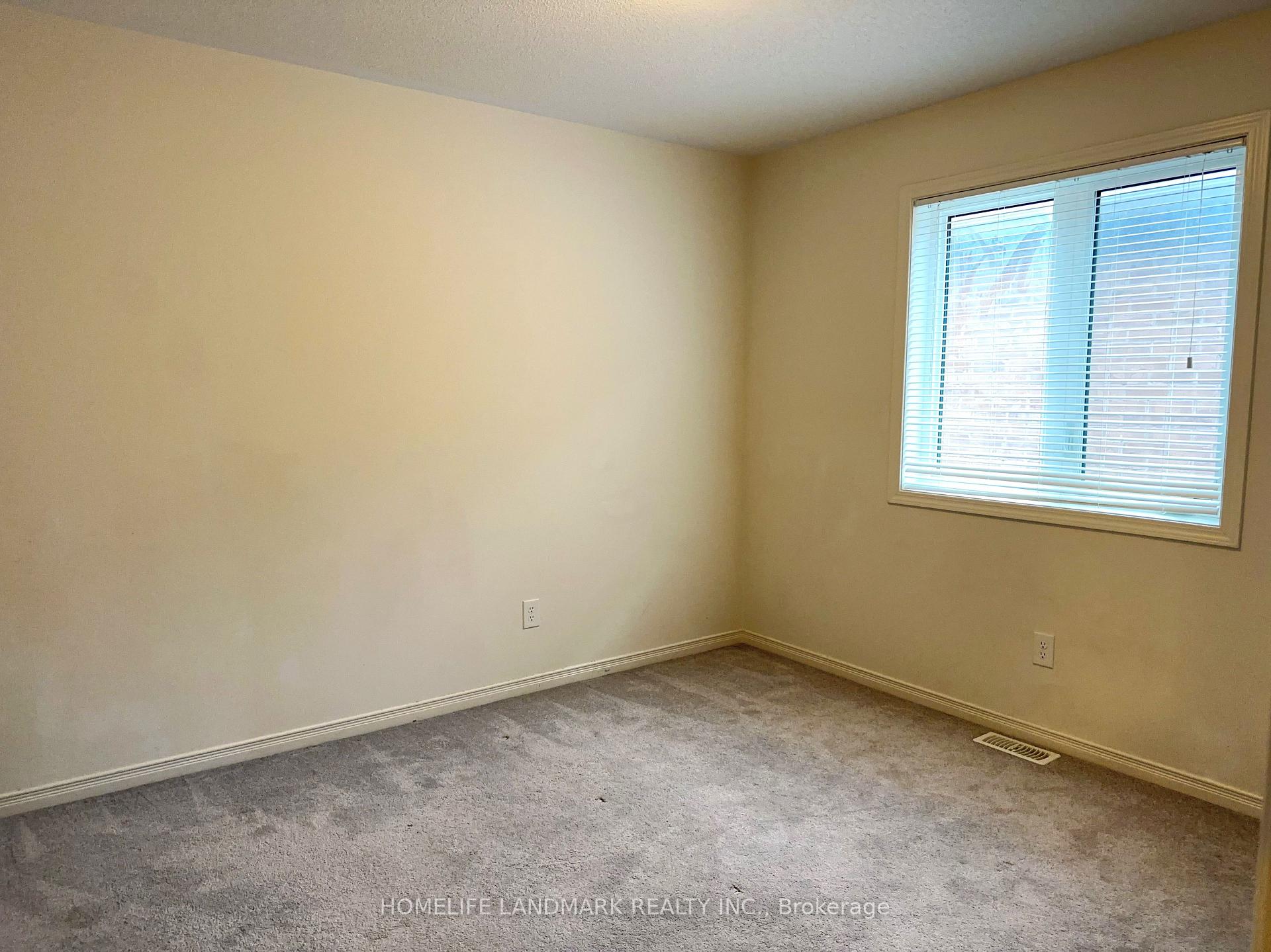 Photo 13 of 2356 Equestrian Crescent, Oshawa, Windfields — HOMEH
