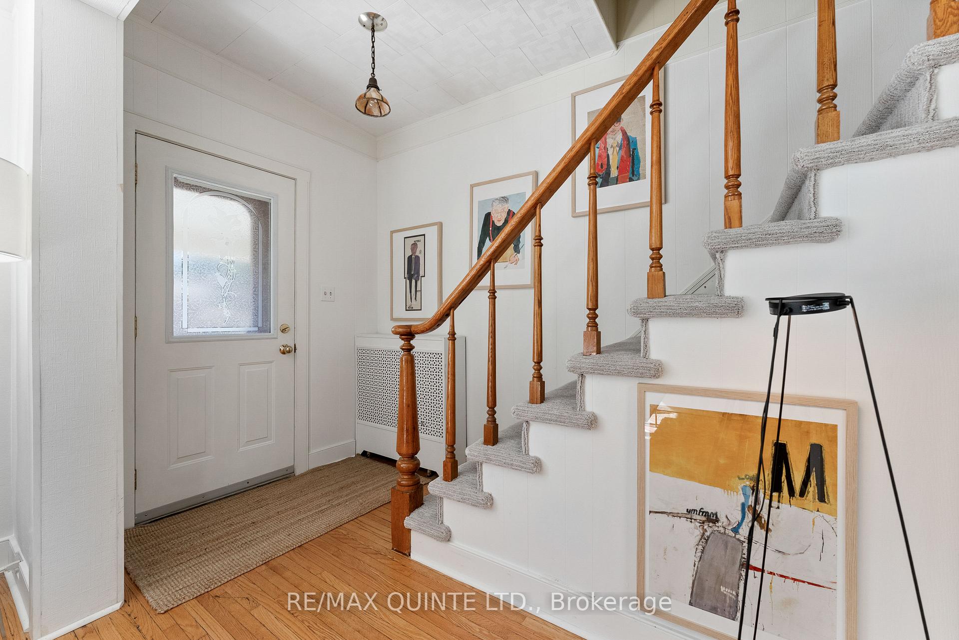 Photo 5 of 22 Maple Avenue, Prince Edward County, Picton Ward — HOMEH