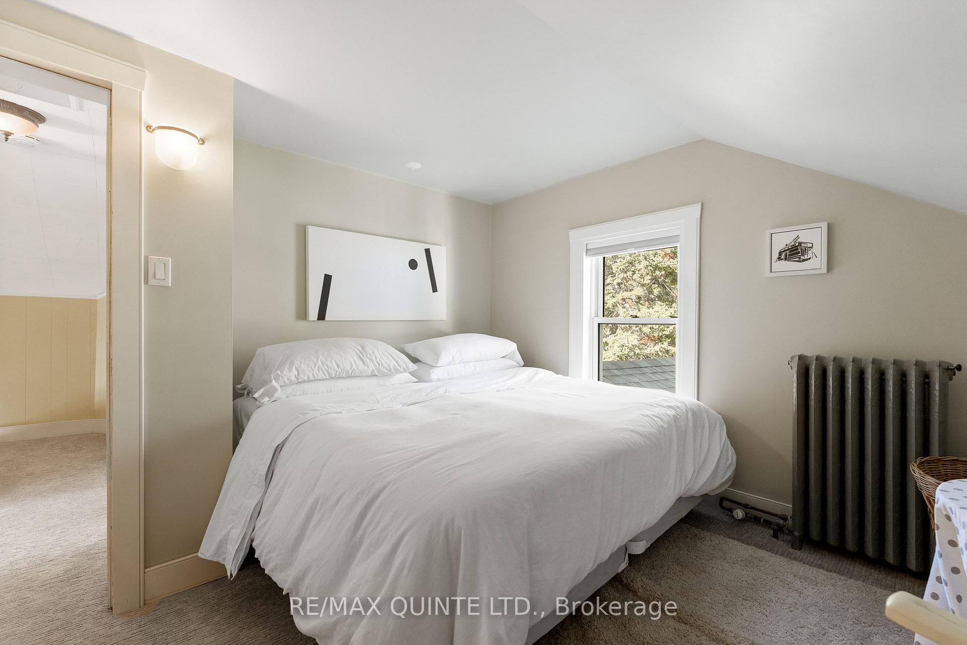 Photo 26 of 22 Maple Avenue, Prince Edward County, Picton Ward — HOMEH
