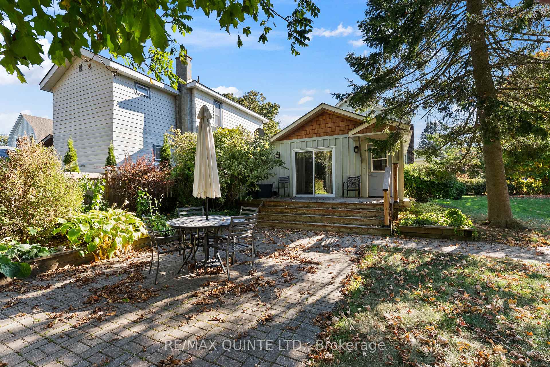 Photo 34 of 22 Maple Avenue, Prince Edward County, Picton Ward — HOMEH