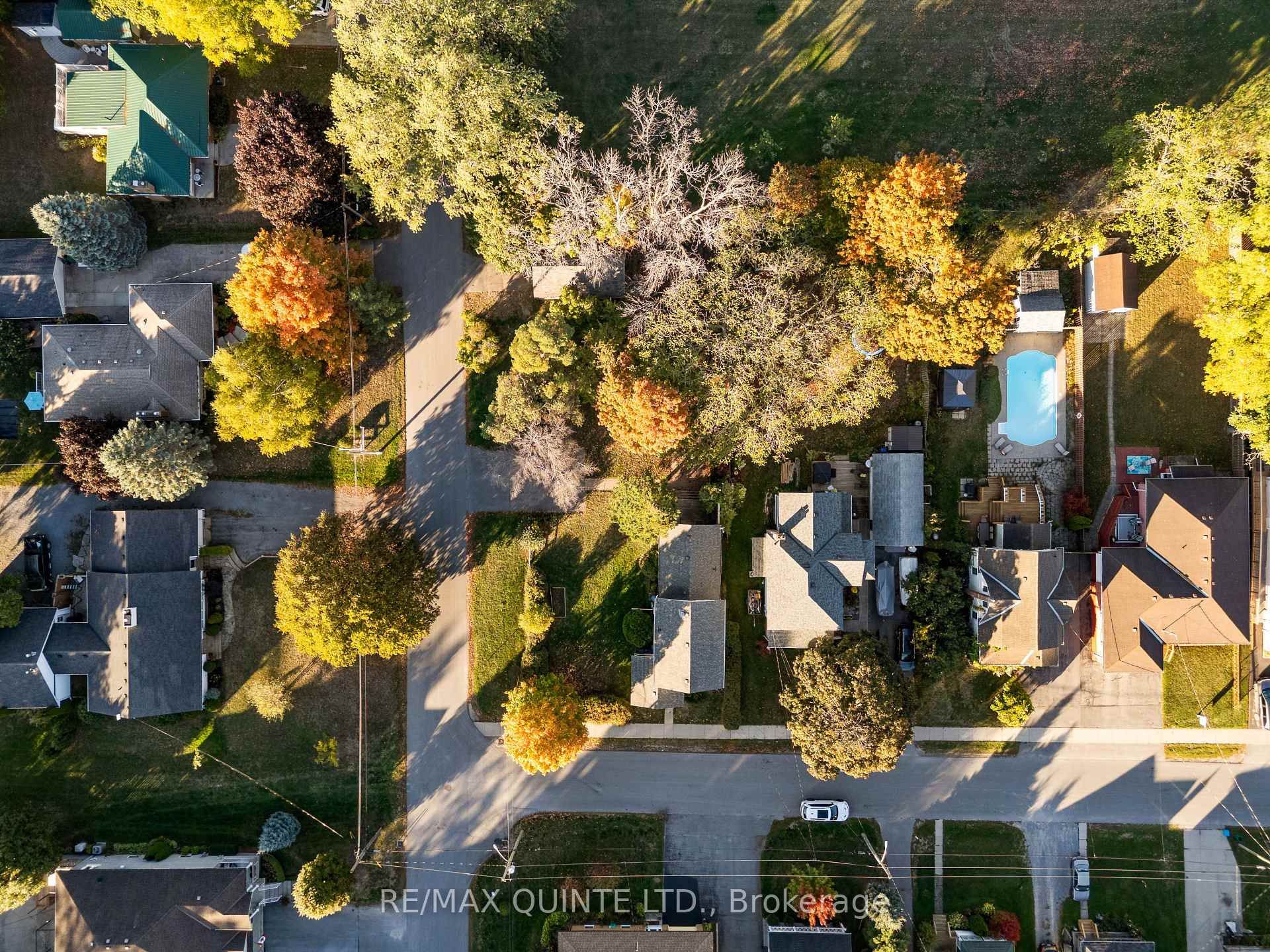 Photo 43 of 22 Maple Avenue, Prince Edward County, Picton Ward — HOMEH