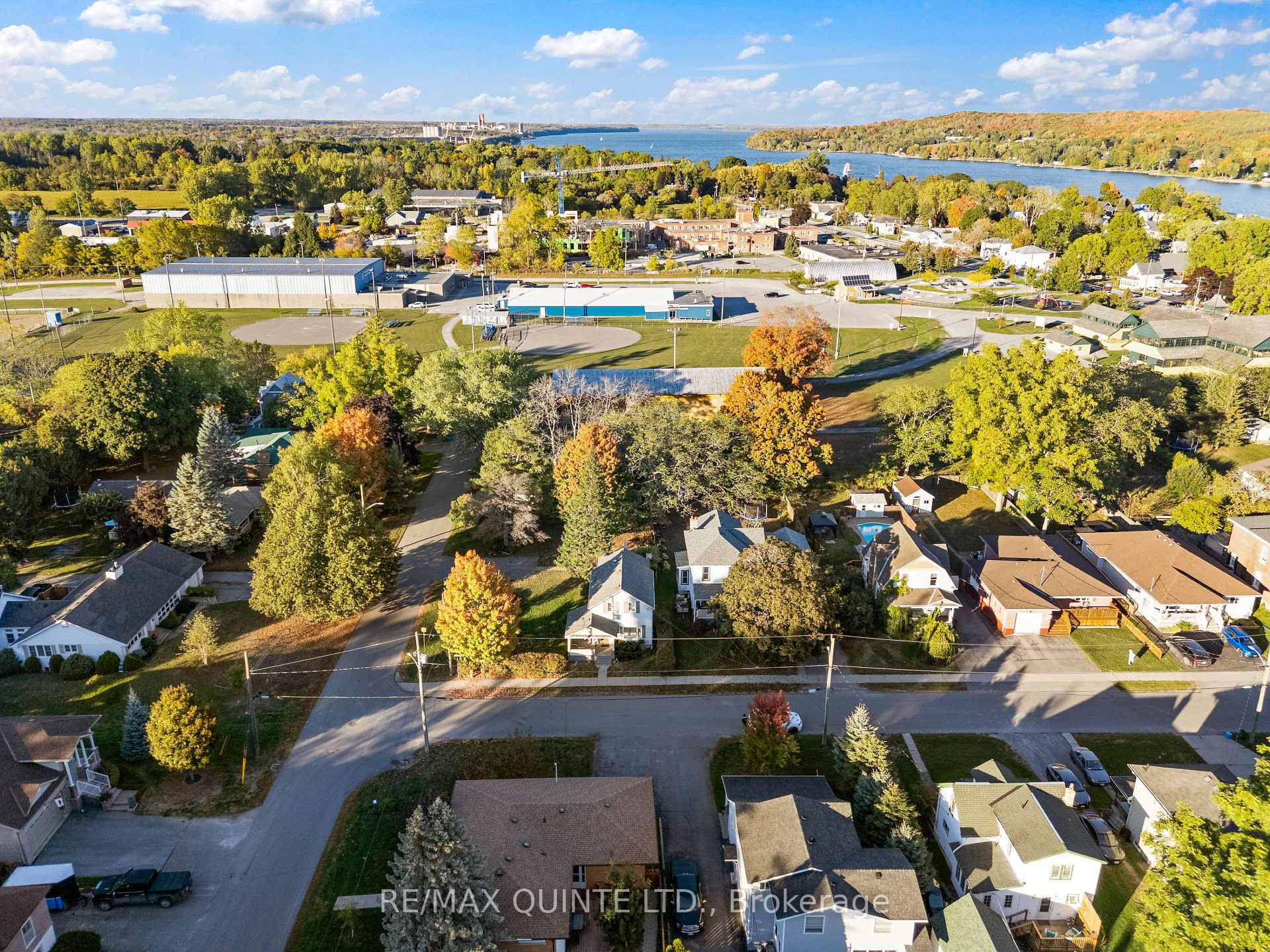 Photo 46 of 22 Maple Avenue, Prince Edward County, Picton Ward — HOMEH