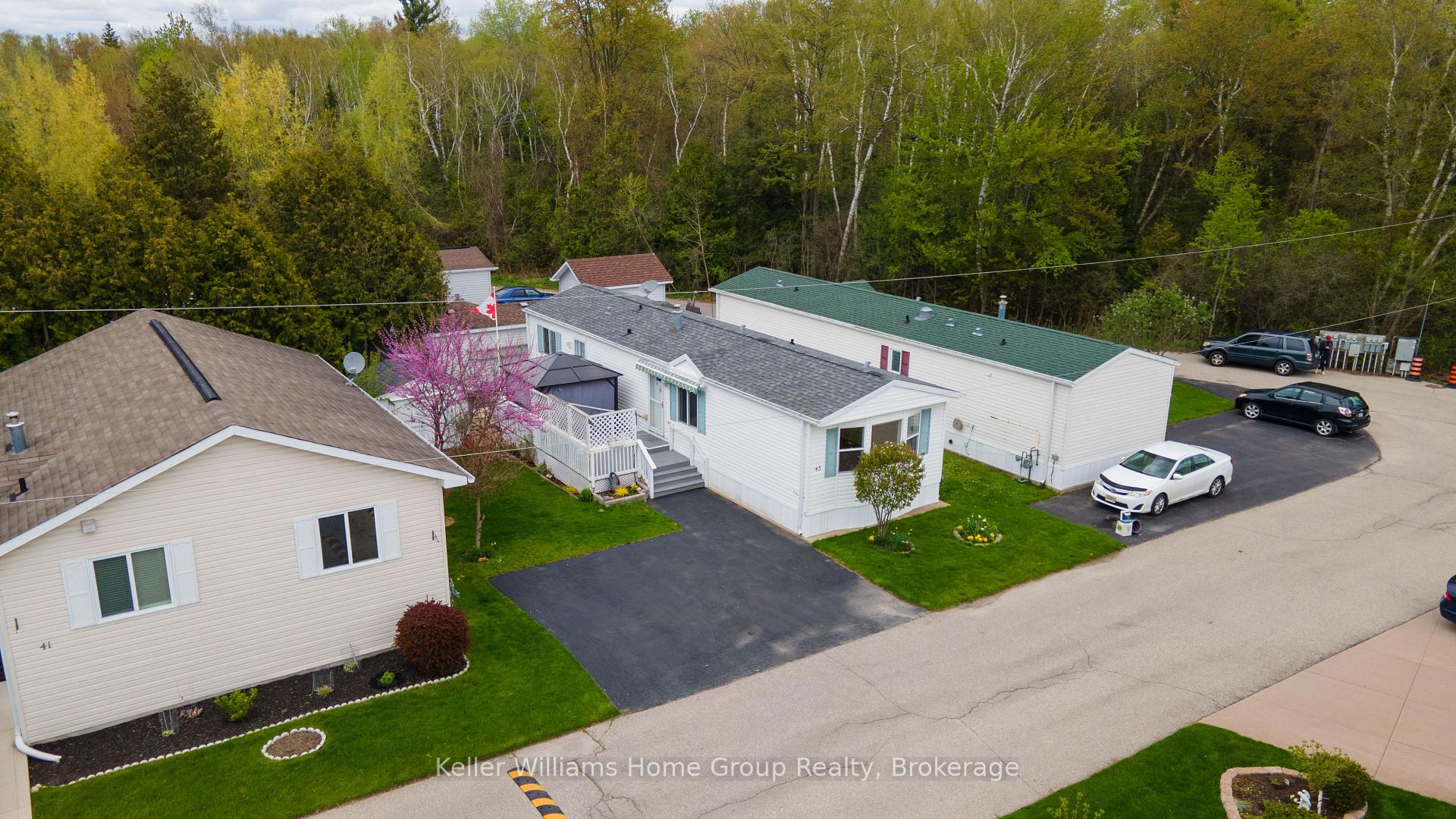 Photo 1 of 43 Water Street, Puslinch, Rural Puslinch East — HOMEH