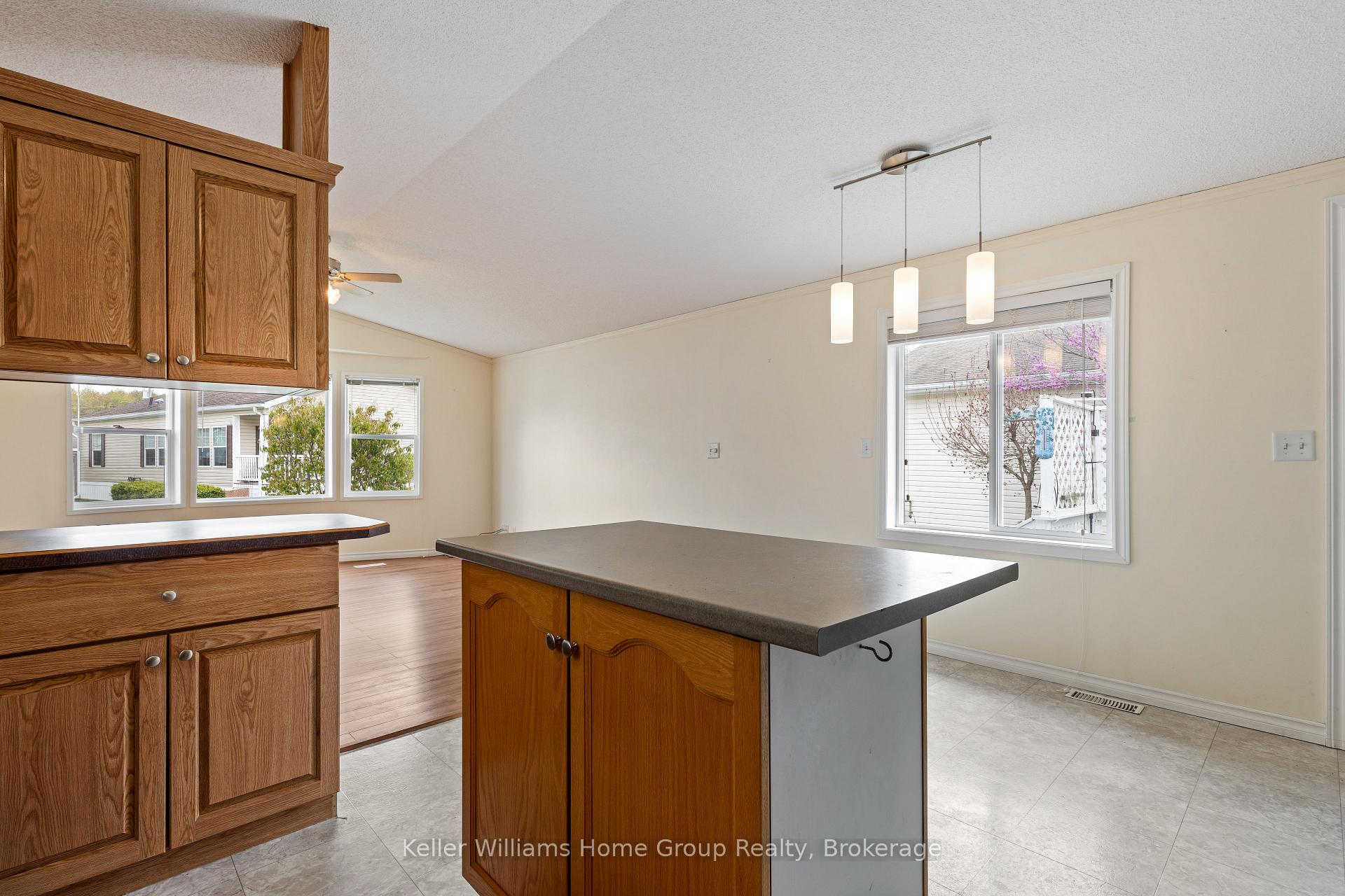 Photo 15 of 43 Water Street, Puslinch, Rural Puslinch East — HOMEH