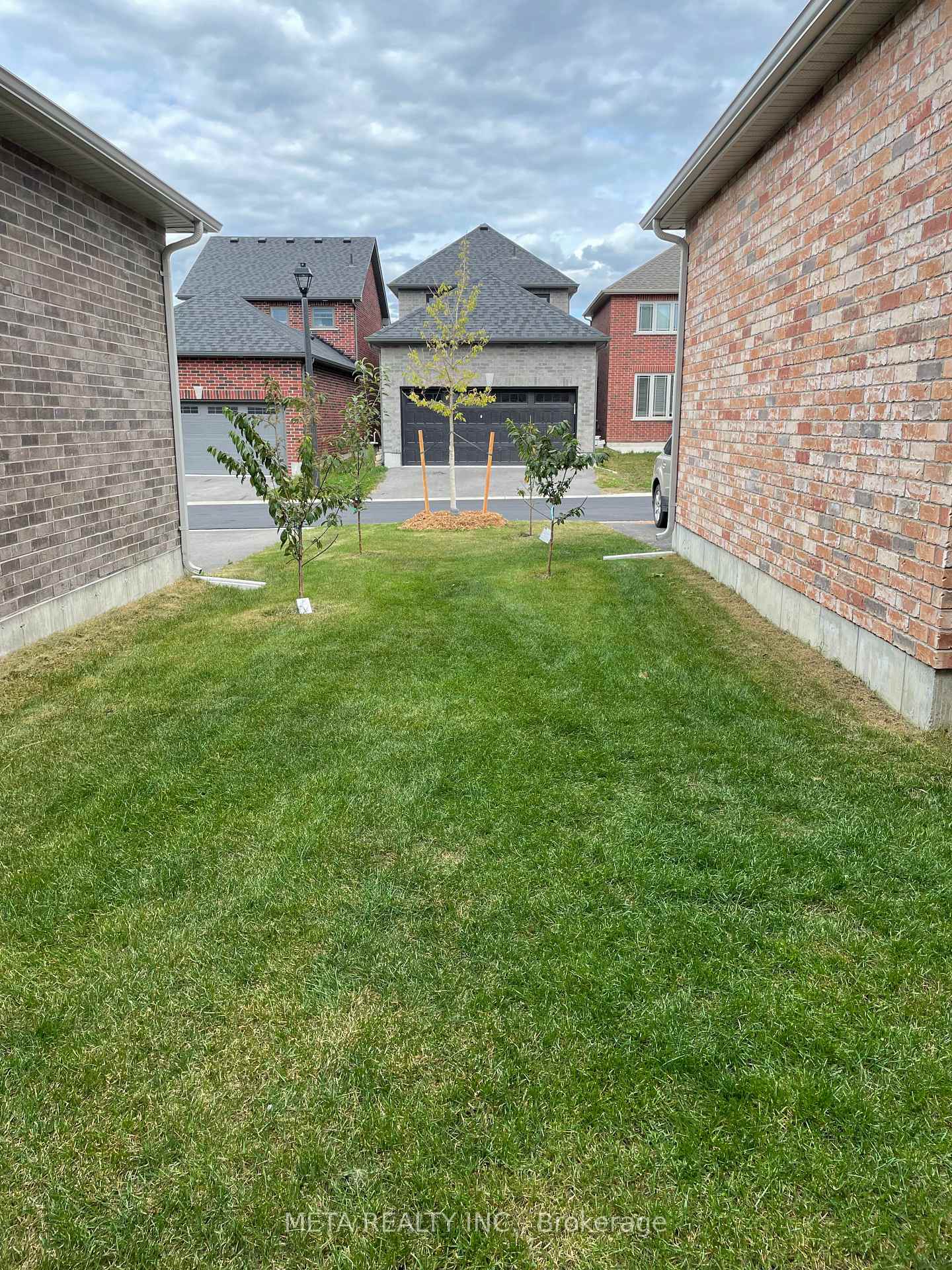 Photo 26 of 907 Bitten Lane, Peterborough, Northcrest Ward 5 — HOMEH
