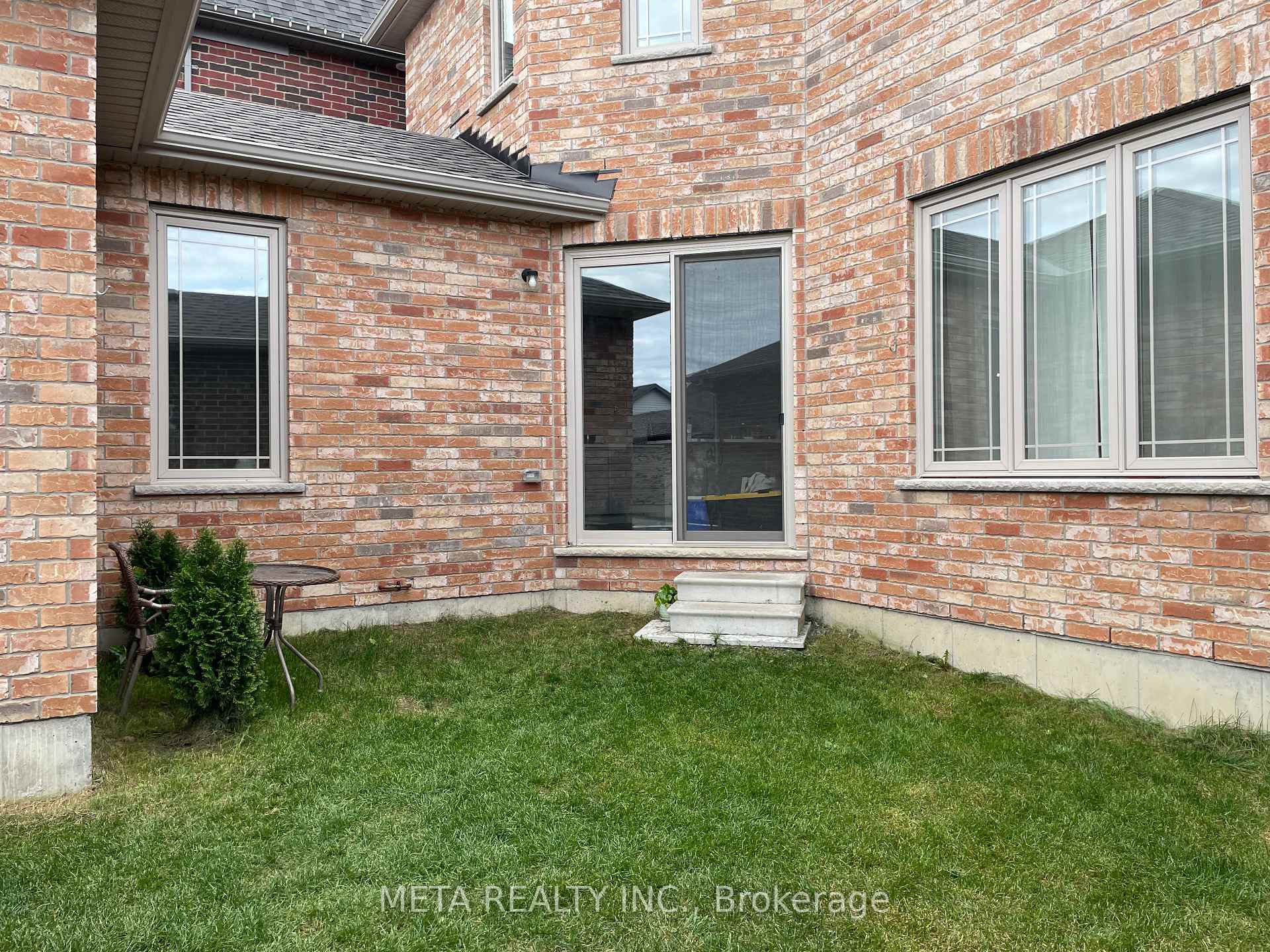 Photo 27 of 907 Bitten Lane, Peterborough, Northcrest Ward 5 — HOMEH