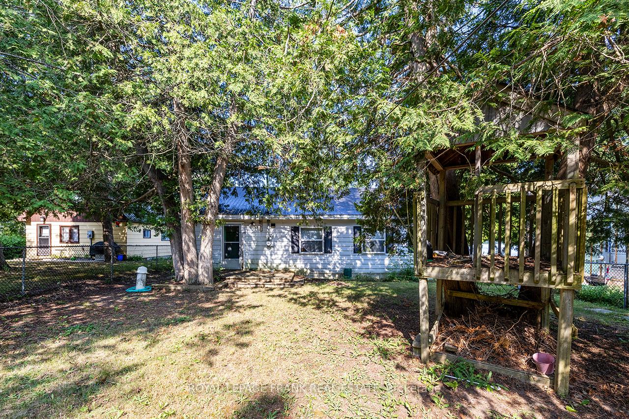 Photo 20 of 1206 Black Beach Lane, Ramara, Brechin — HOMEH