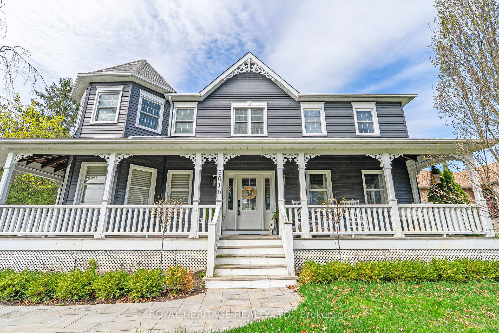 Front of 5016 Barber Street E