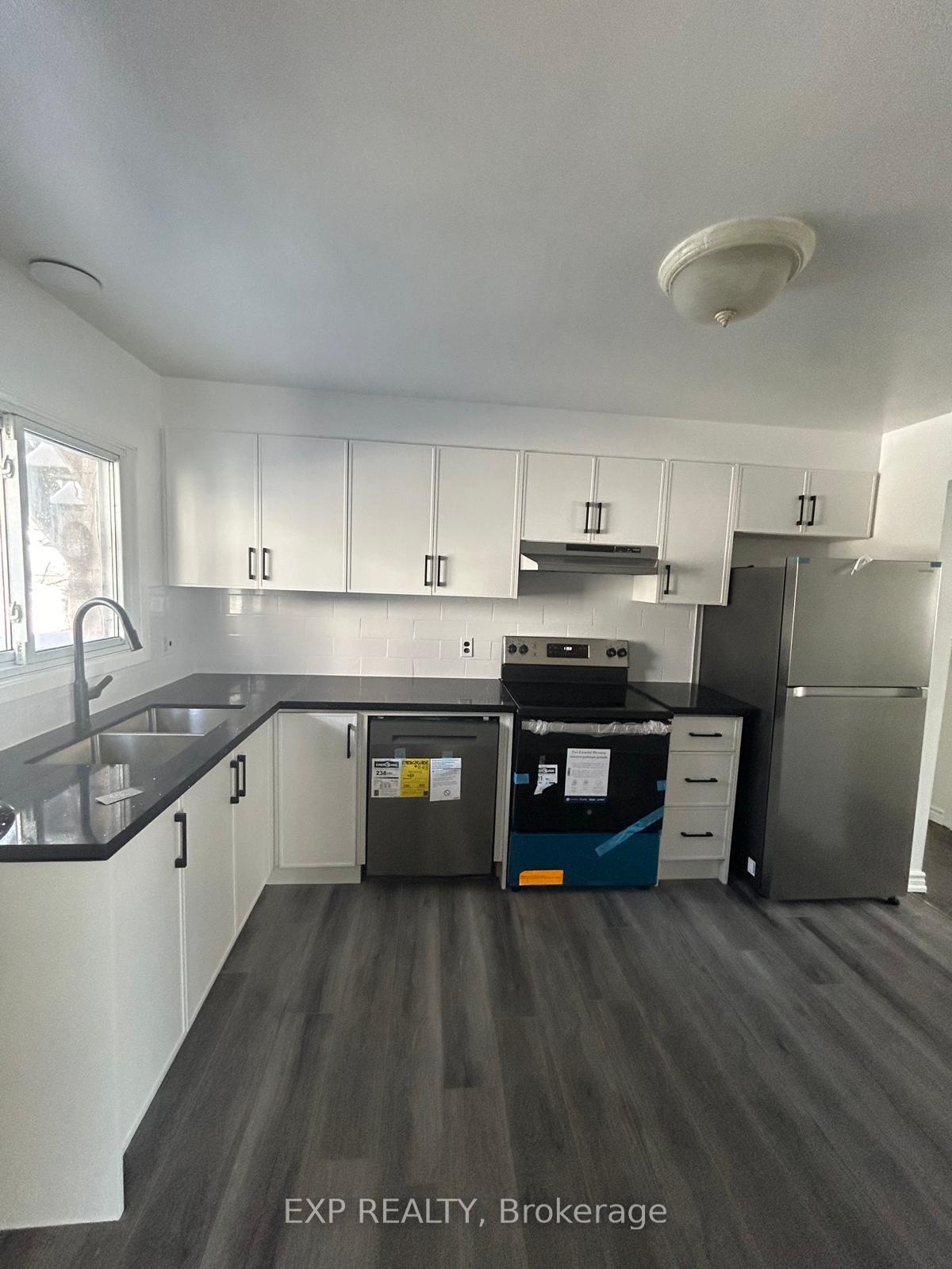 Photo 7 of Unit 2, 490 Stewart Street, Peterborough, Town Ward 3 — HOMEH