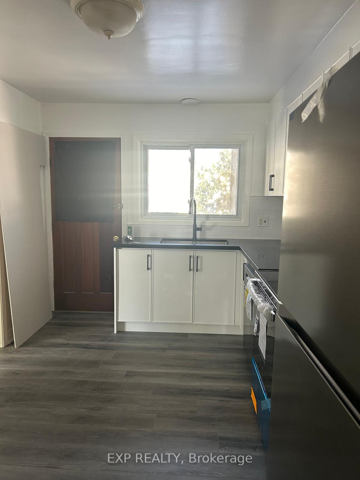 Photo 10 of Unit 2, 490 Stewart Street, Peterborough, Town Ward 3 — HOMEH