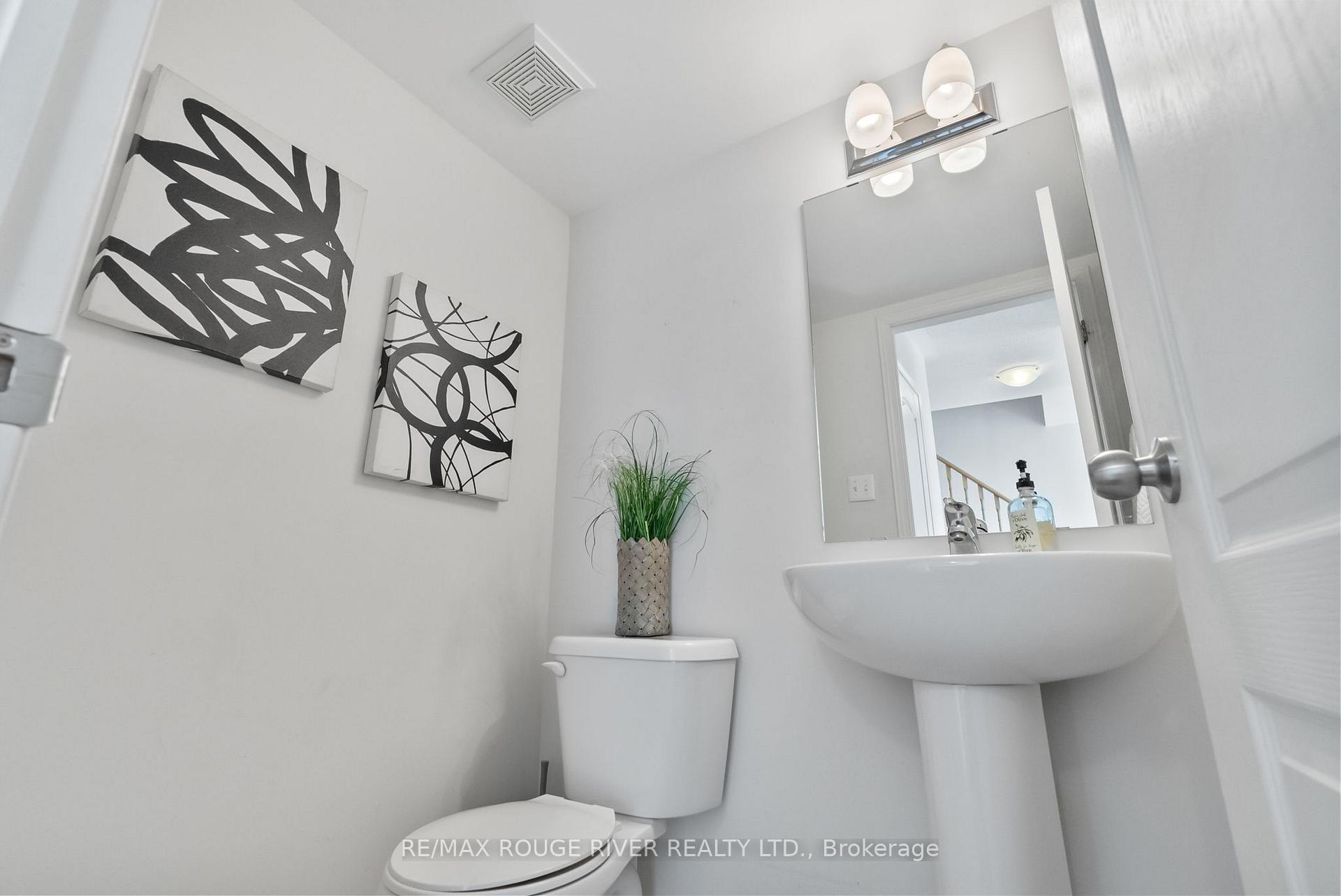 Photo 16 of 2446 Bromus Path, Oshawa, Windfields — HOMEH
