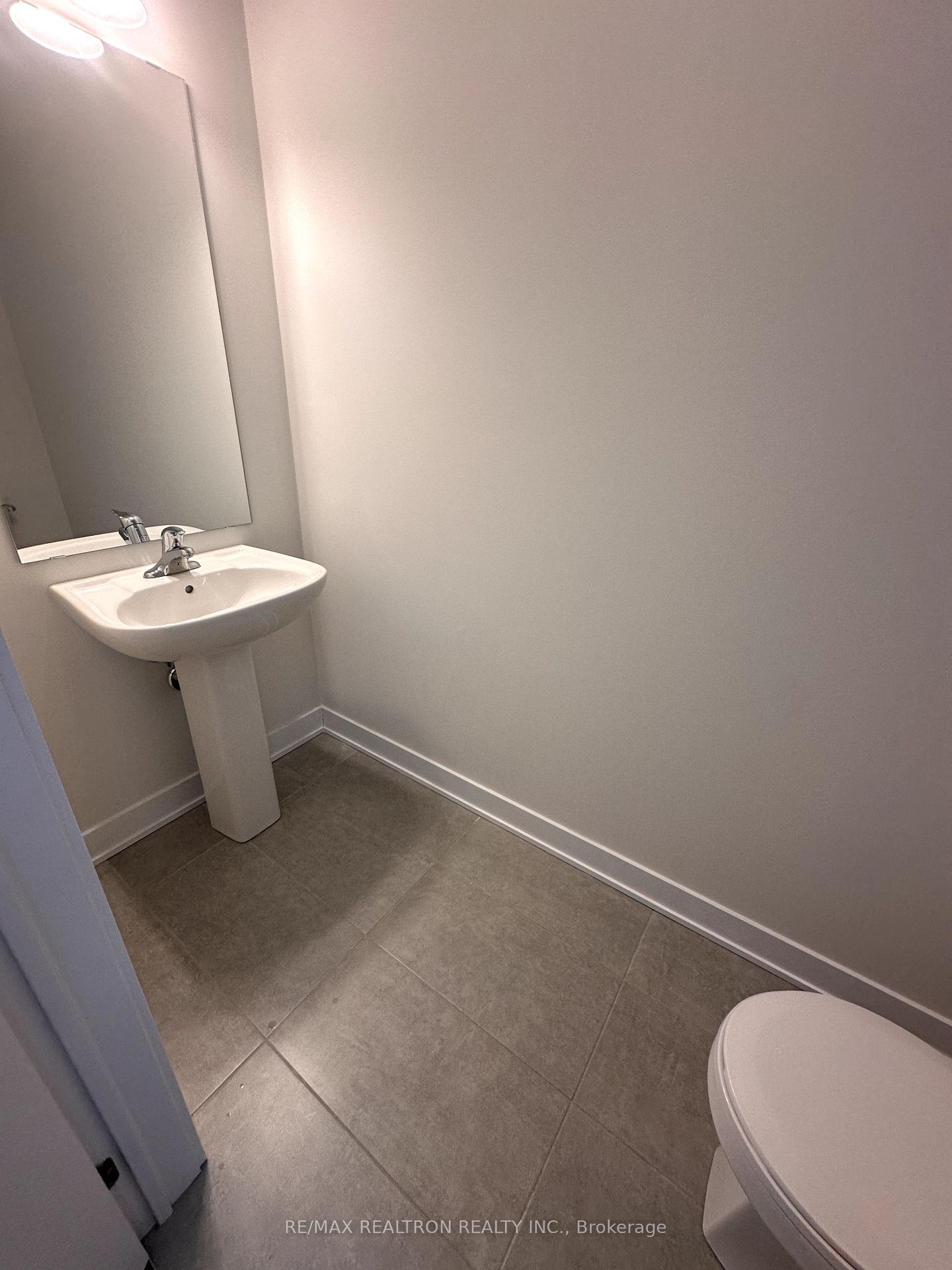 Photo 30 of 229 Flavelle Way, Peterborough, Monaghan Ward 2 — HOMEH