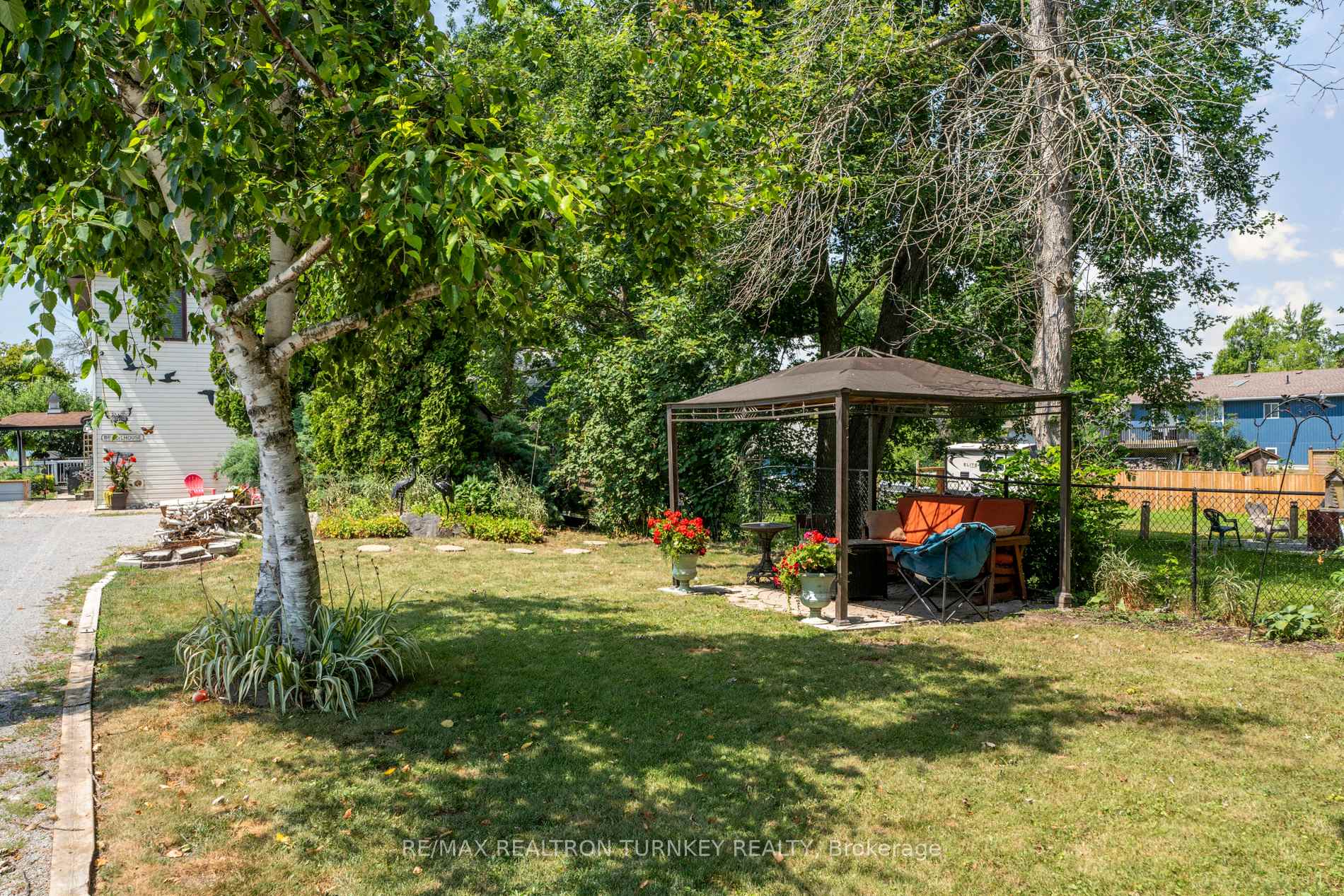 Photo 28 of 2727 Lone Birch Trail, Ramara, Brechin — HOMEH