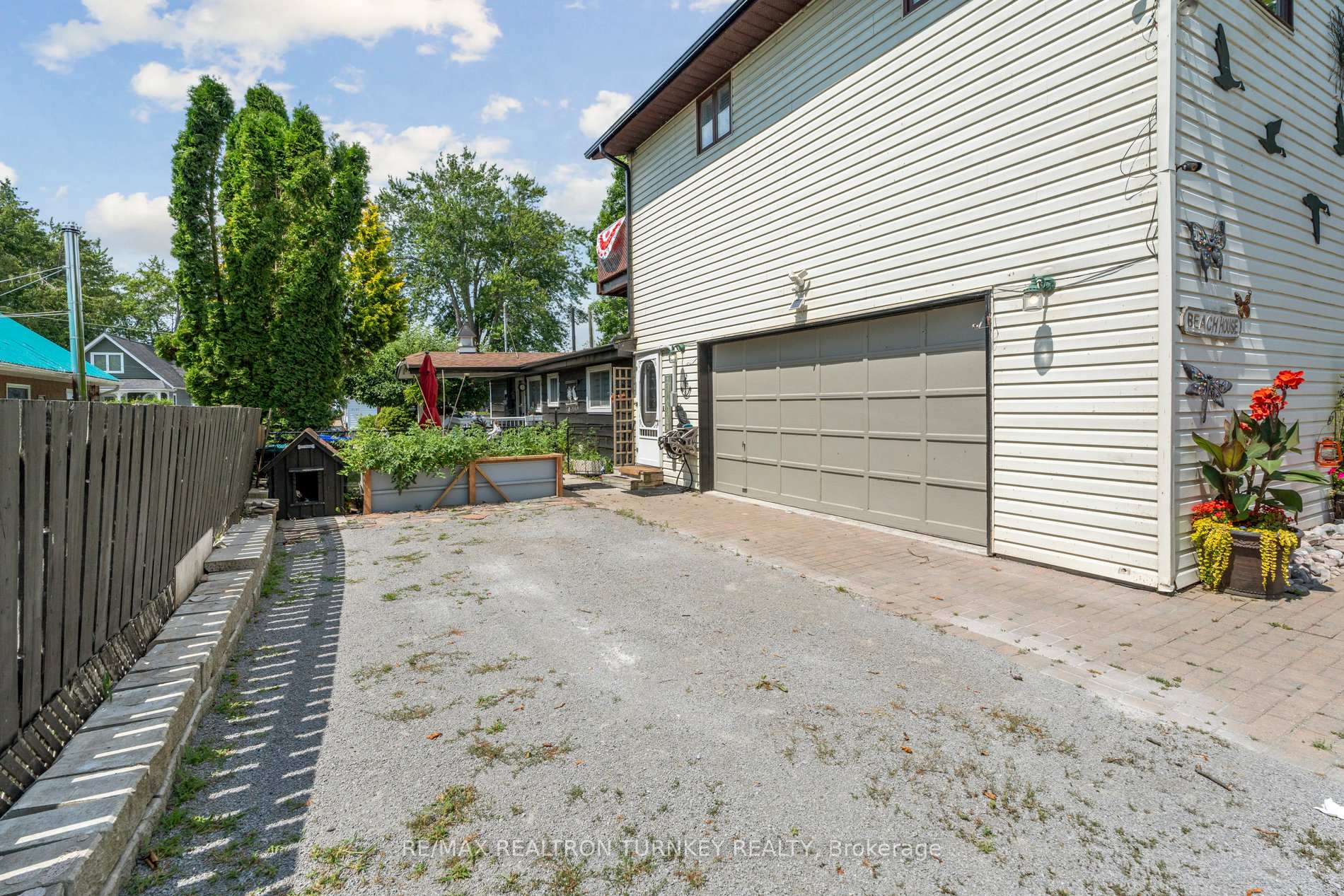 Photo 31 of 2727 Lone Birch Trail, Ramara, Brechin — HOMEH