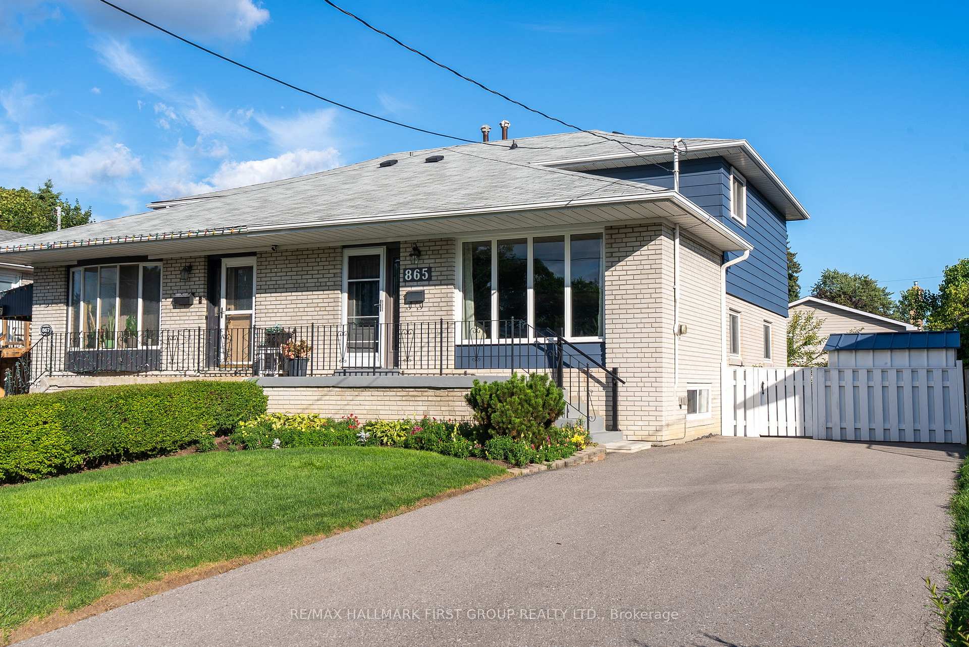 Photo 1 of 865 Marinet Crescent, Pickering, West Shore — HOMEH