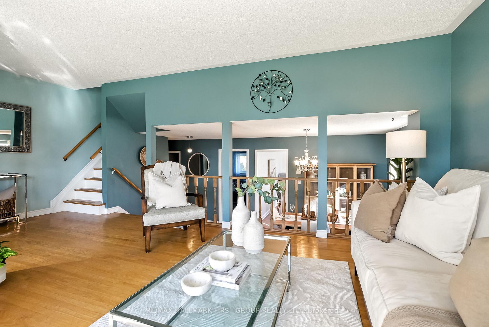 Photo 7 of 865 Marinet Crescent, Pickering, West Shore — HOMEH