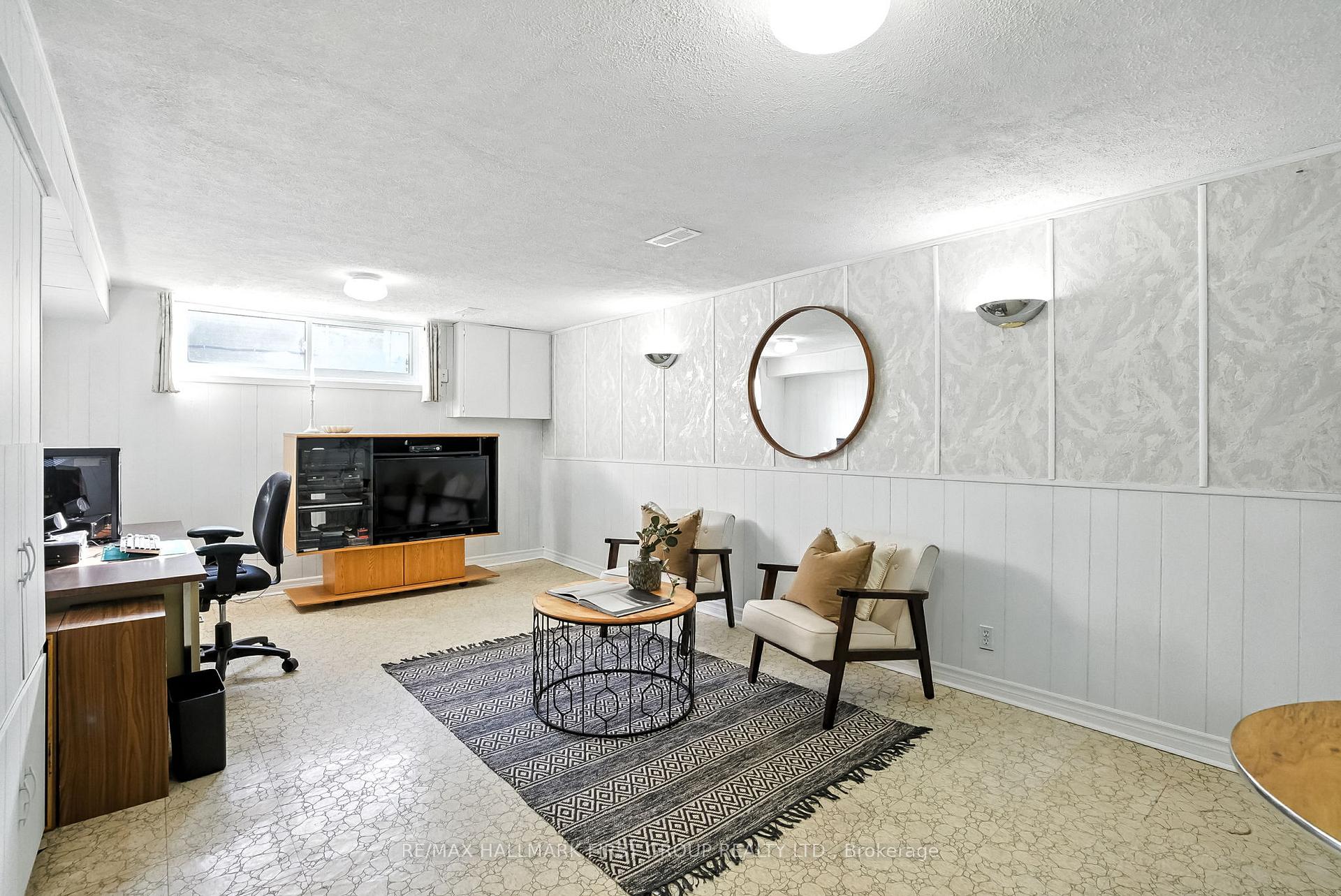 Photo 17 of 865 Marinet Crescent, Pickering, West Shore — HOMEH