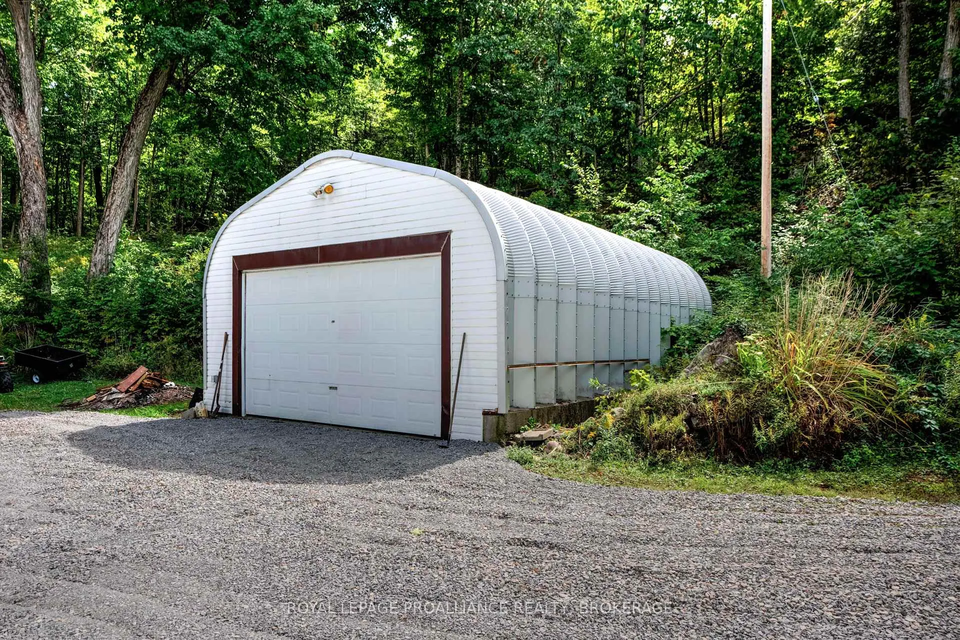 Photo 3 of 372 Murphy Road #100, Rideau Lakes, Rideau Lakes (North Crosby) Twp — HOMEH
