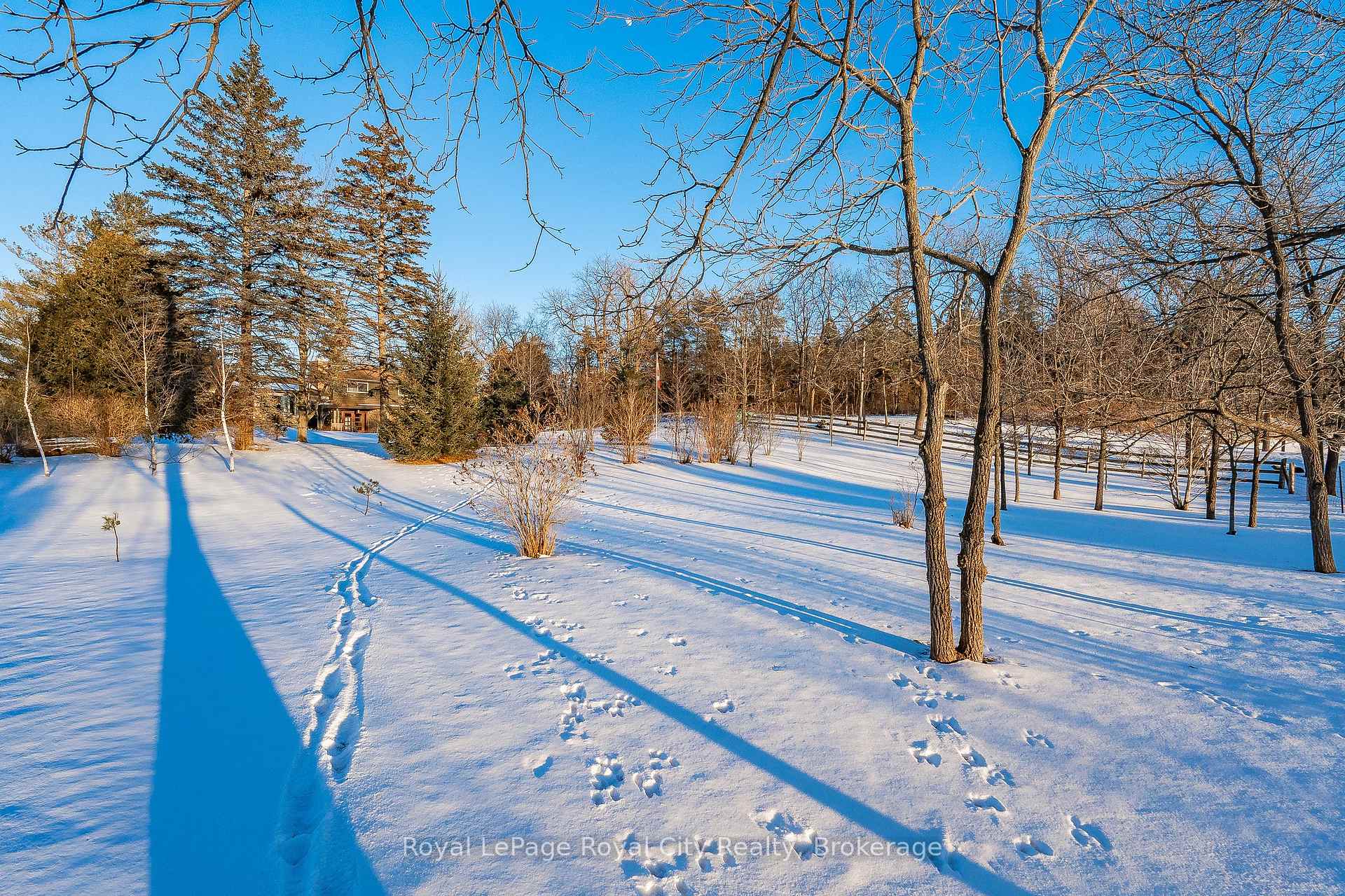 Photo 8 of 940 Watson Road S, Puslinch, Rural Puslinch East — HOMEH