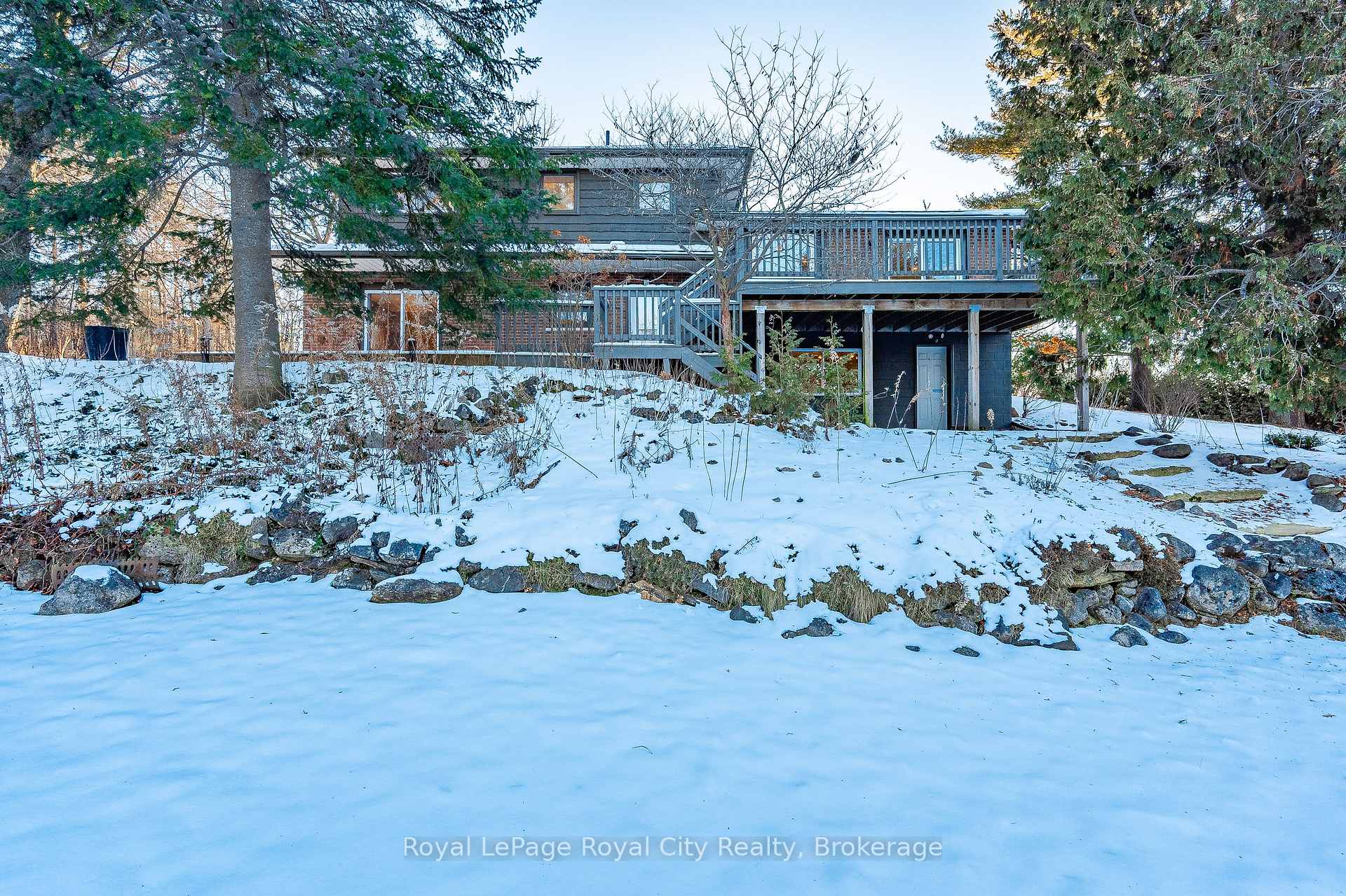 Photo 45 of 940 Watson Road S, Puslinch, Rural Puslinch East — HOMEH