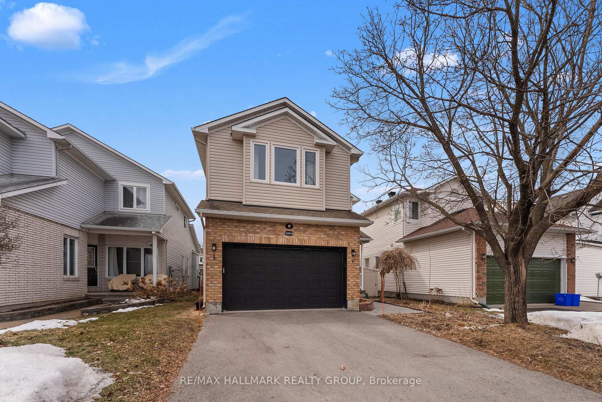 Front of 1884 Northlands Drive