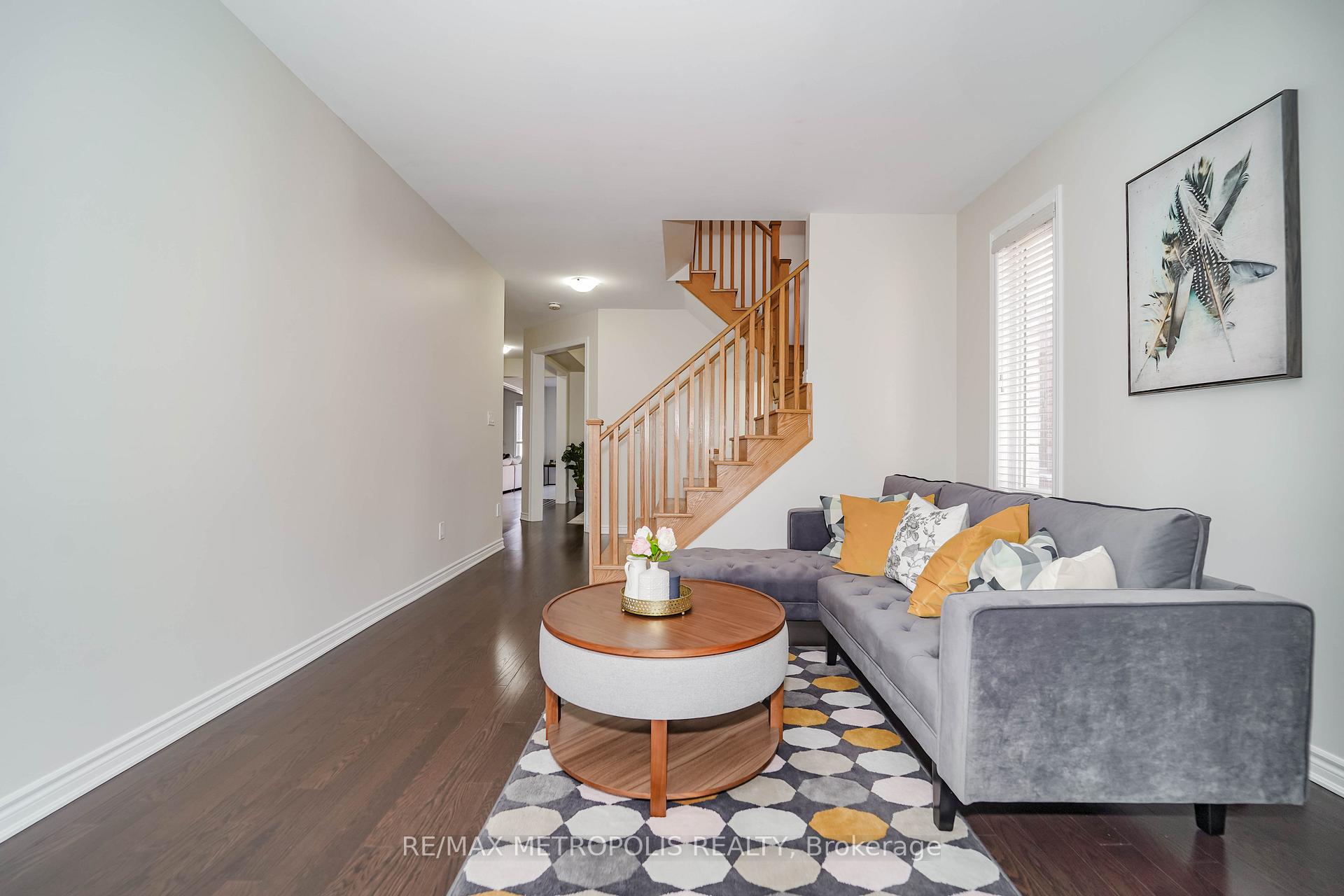 Photo 7 of 2136 Saffron Drive, Pickering, Brock Ridge — HOMEH