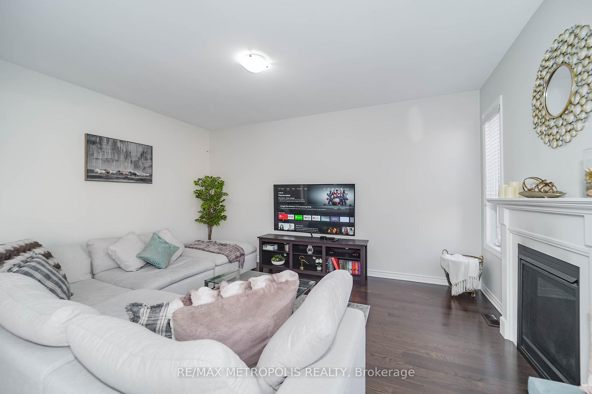 Photo 11 of 2136 Saffron Drive, Pickering, Brock Ridge — HOMEH