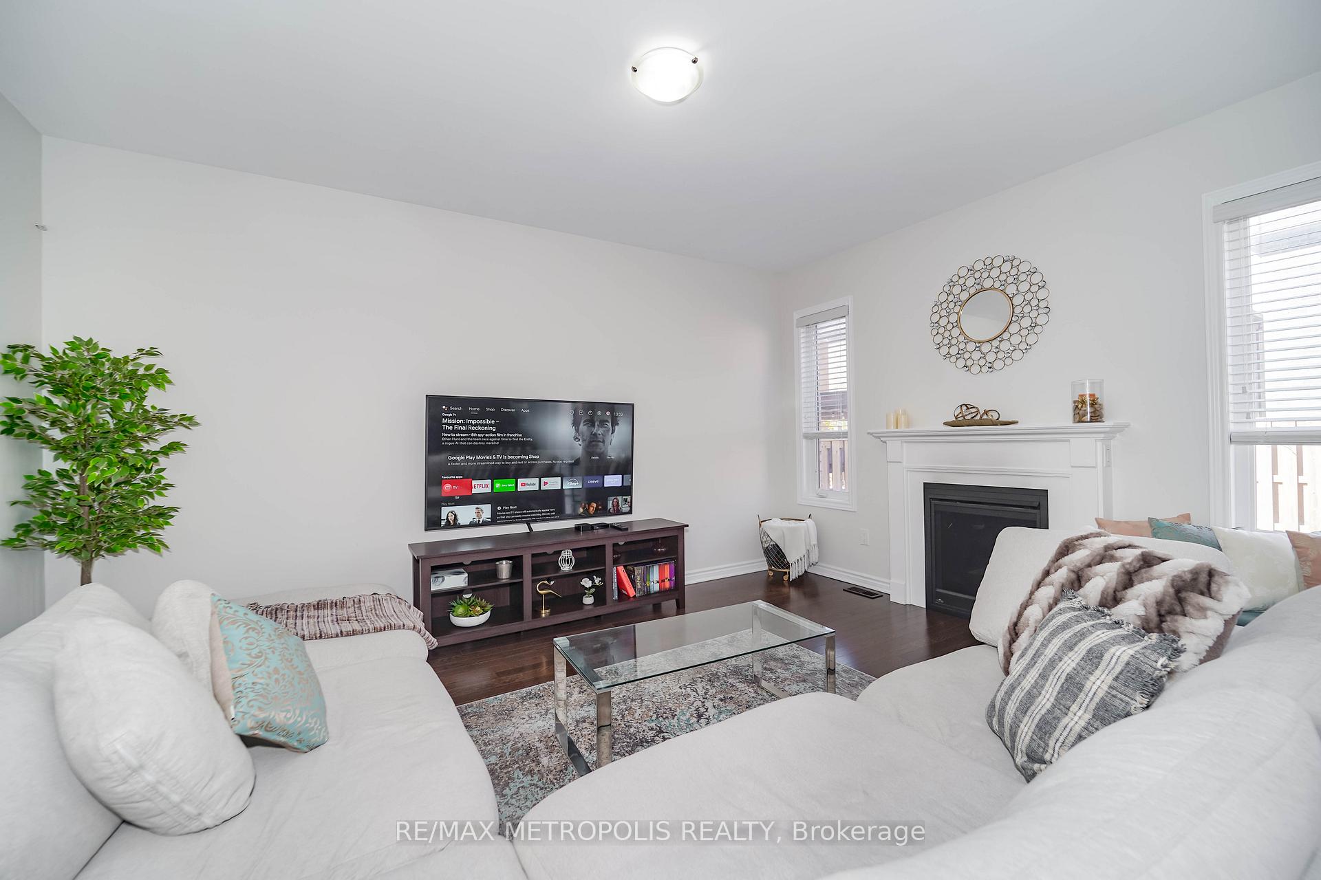 Photo 12 of 2136 Saffron Drive, Pickering, Brock Ridge — HOMEH
