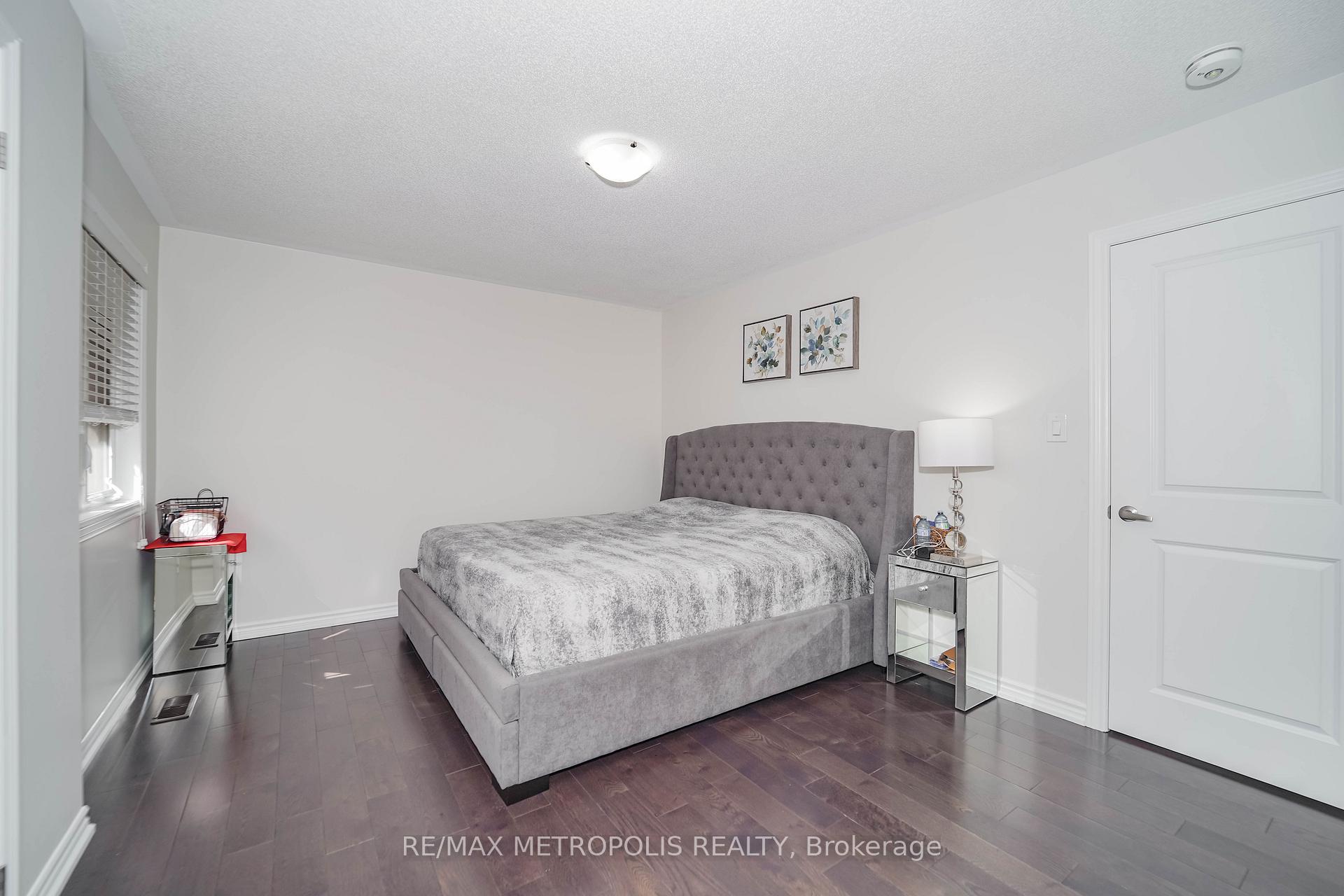 Photo 24 of 2136 Saffron Drive, Pickering, Brock Ridge — HOMEH
