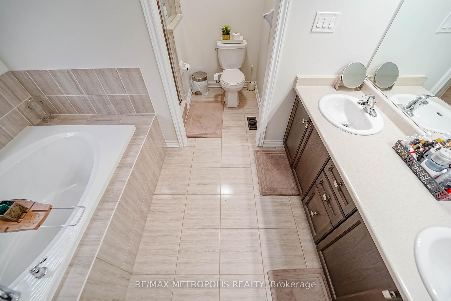 Photo 34 of 2136 Saffron Drive, Pickering, Brock Ridge — HOMEH