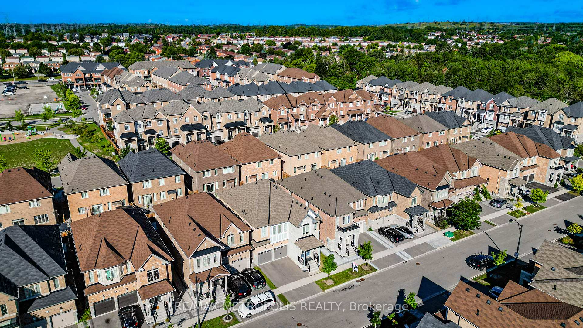 Photo 39 of 2136 Saffron Drive, Pickering, Brock Ridge — HOMEH