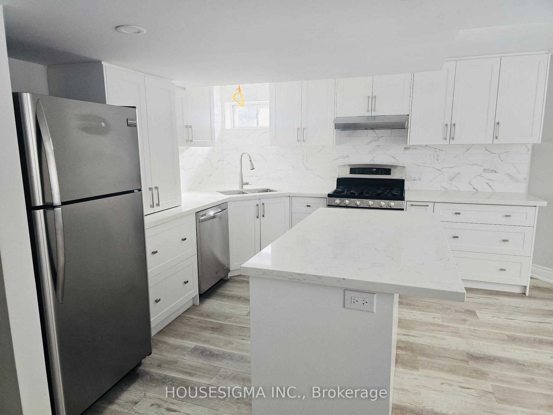 Photo 3 of 1625 Middleton Street, Pickering, Brock Ridge — HOMEH