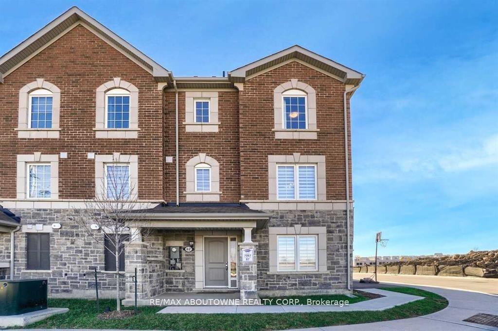 Front of Unit 62, 975 Whitlock Avenue