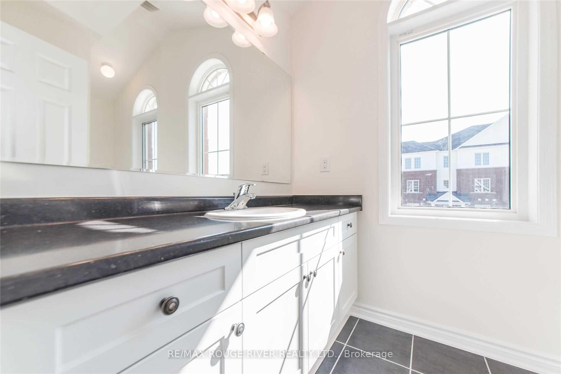 Photo 20 of 1004 Reflection Place, Pickering, Rural Pickering — HOMEH