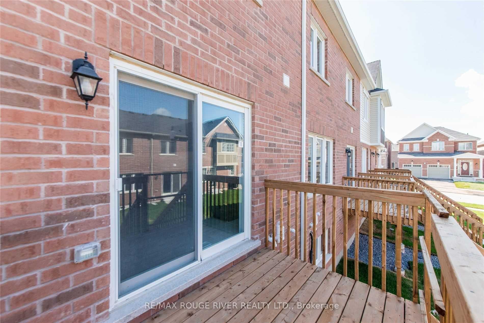 Photo 25 of 1004 Reflection Place, Pickering, Rural Pickering — HOMEH