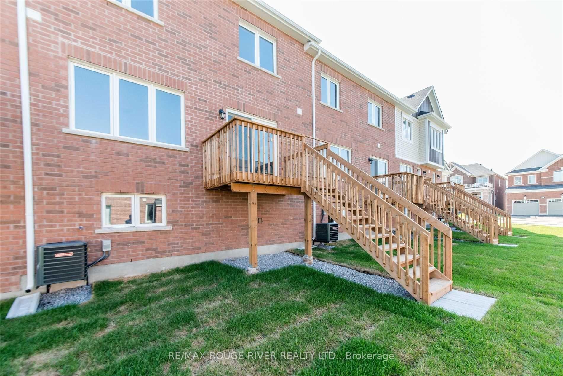 Photo 27 of 1004 Reflection Place, Pickering, Rural Pickering — HOMEH