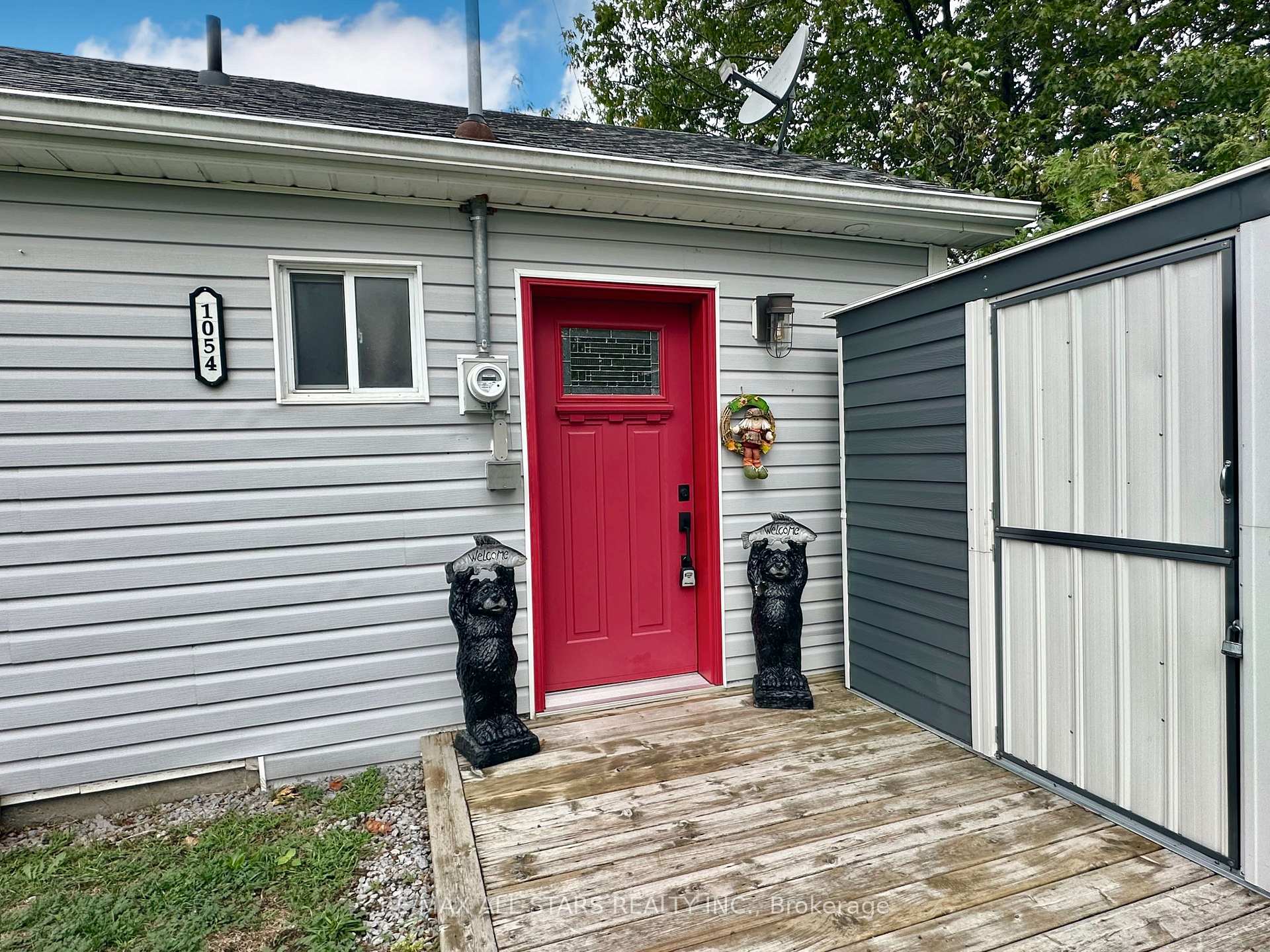Photo 4 of 1054 Sylvan Glen Drive, Ramara, Rural Ramara — HOMEH