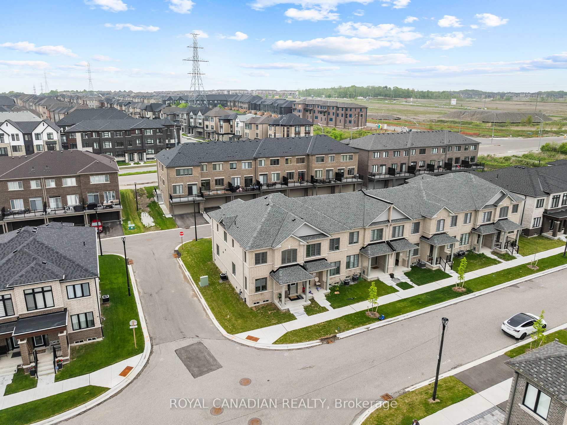 Photo 1 of 2670 Delphinium Trail, Pickering, Rural Pickering — HOMEH