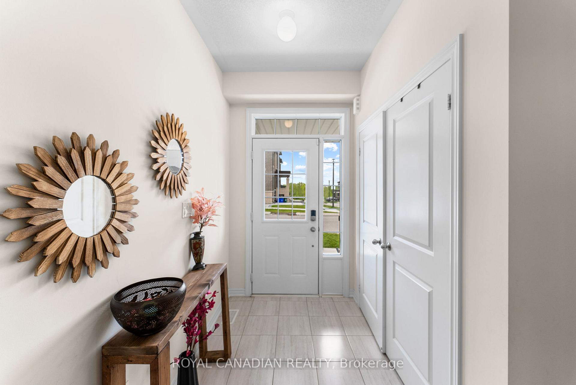 Photo 7 of 2670 Delphinium Trail, Pickering, Rural Pickering — HOMEH