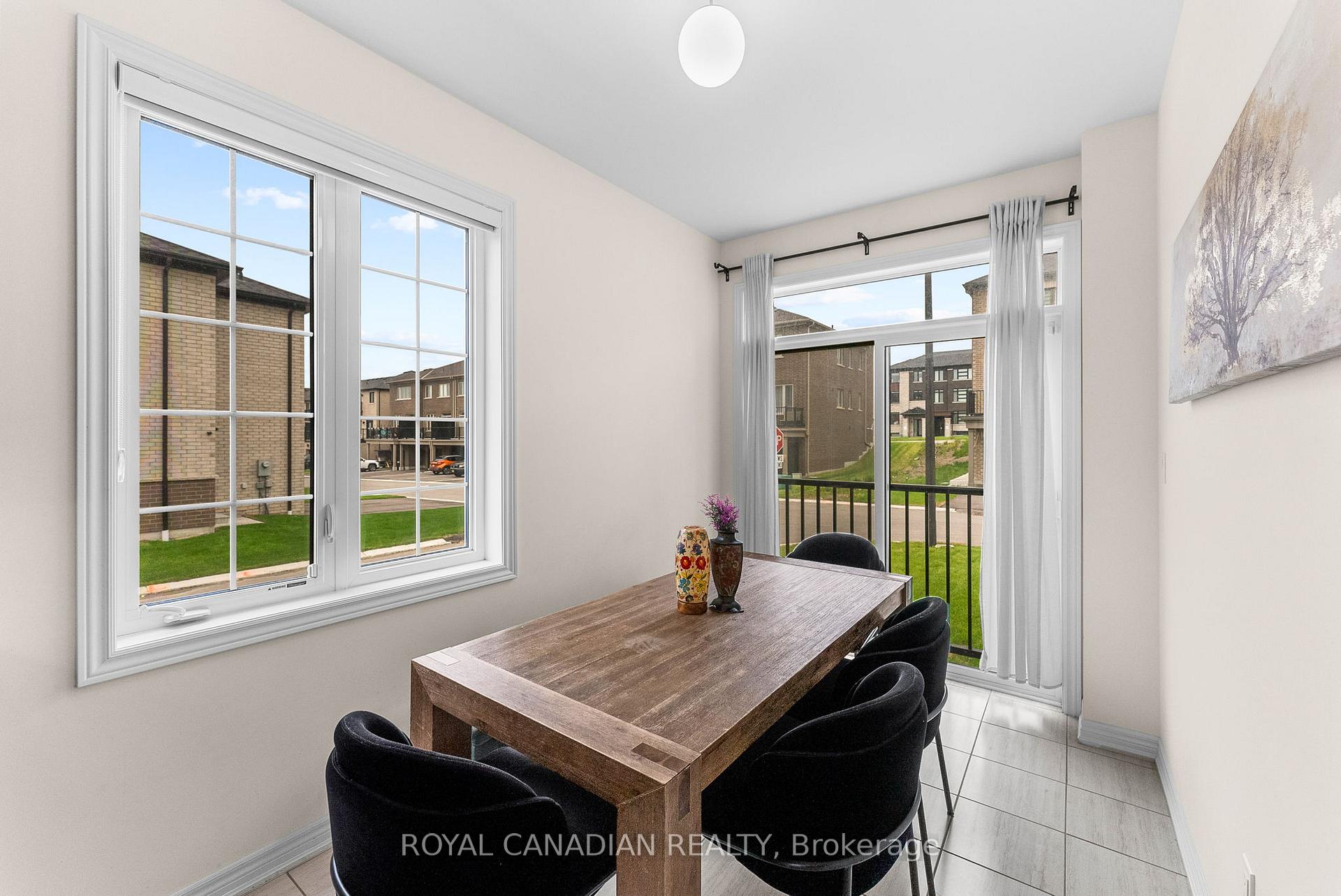 Photo 17 of 2670 Delphinium Trail, Pickering, Rural Pickering — HOMEH
