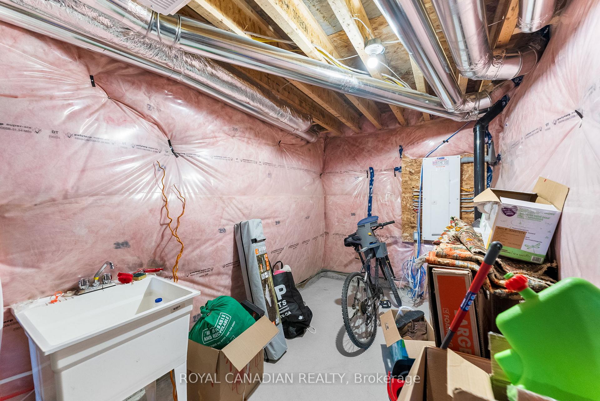 Photo 30 of 2670 Delphinium Trail, Pickering, Rural Pickering — HOMEH