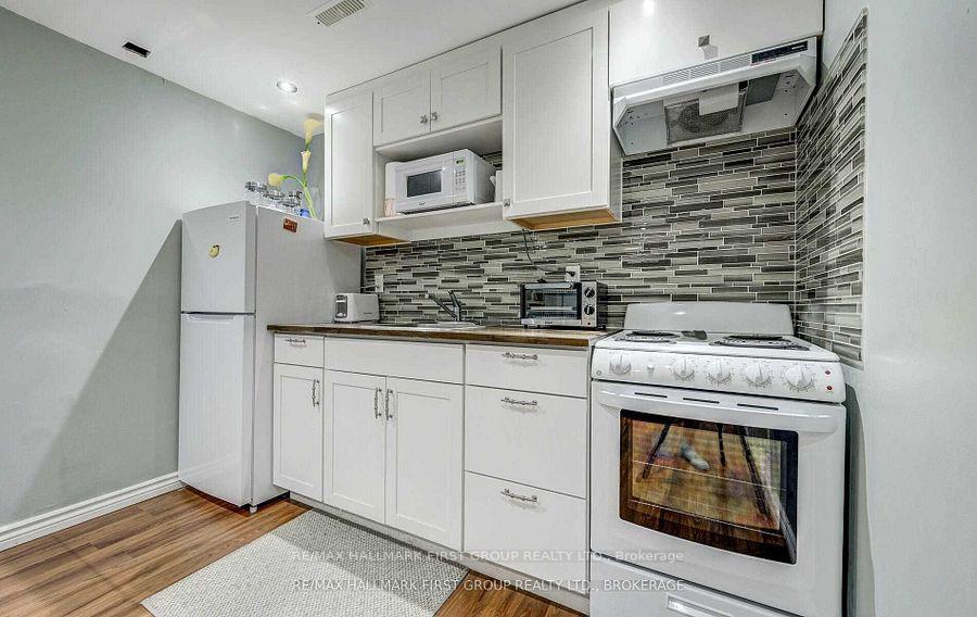 Photo 32 of 1512 Falconcrest Drive, Pickering, Liverpool — HOMEH