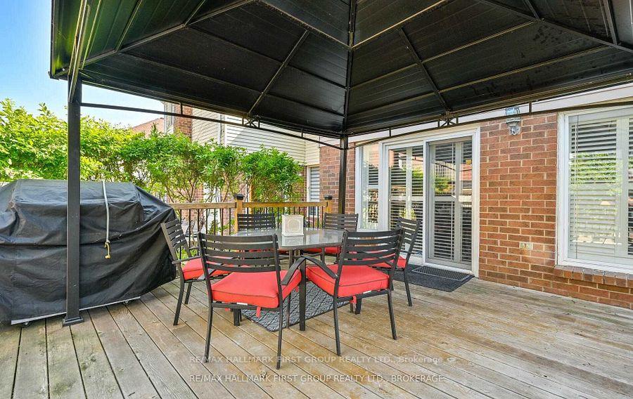 Photo 36 of 1512 Falconcrest Drive, Pickering, Liverpool — HOMEH